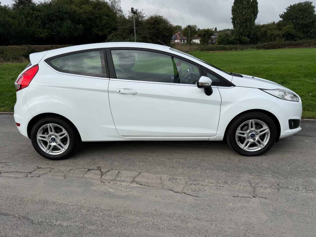 Ford Fiesta view 20