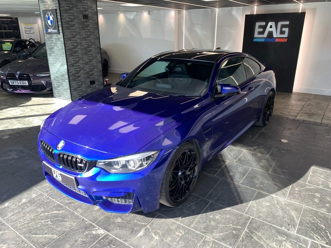 BMW M4 view 11