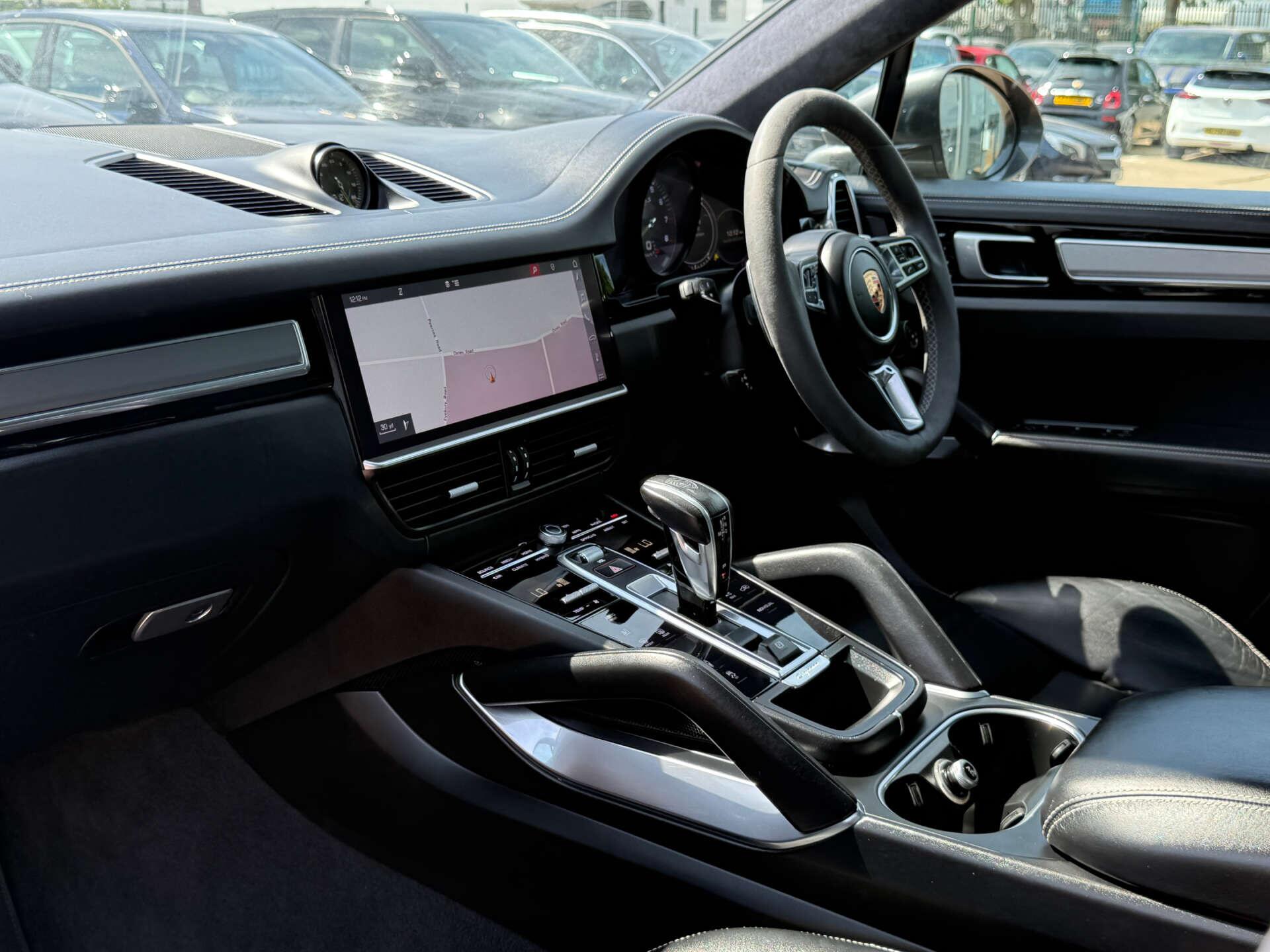 Porsche Cayenne view 78