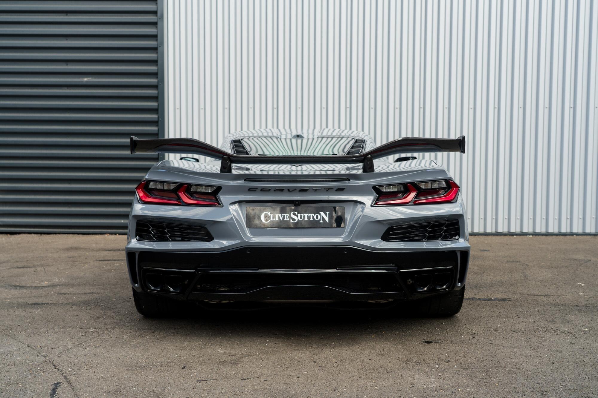 Chevrolet Corvette view 13