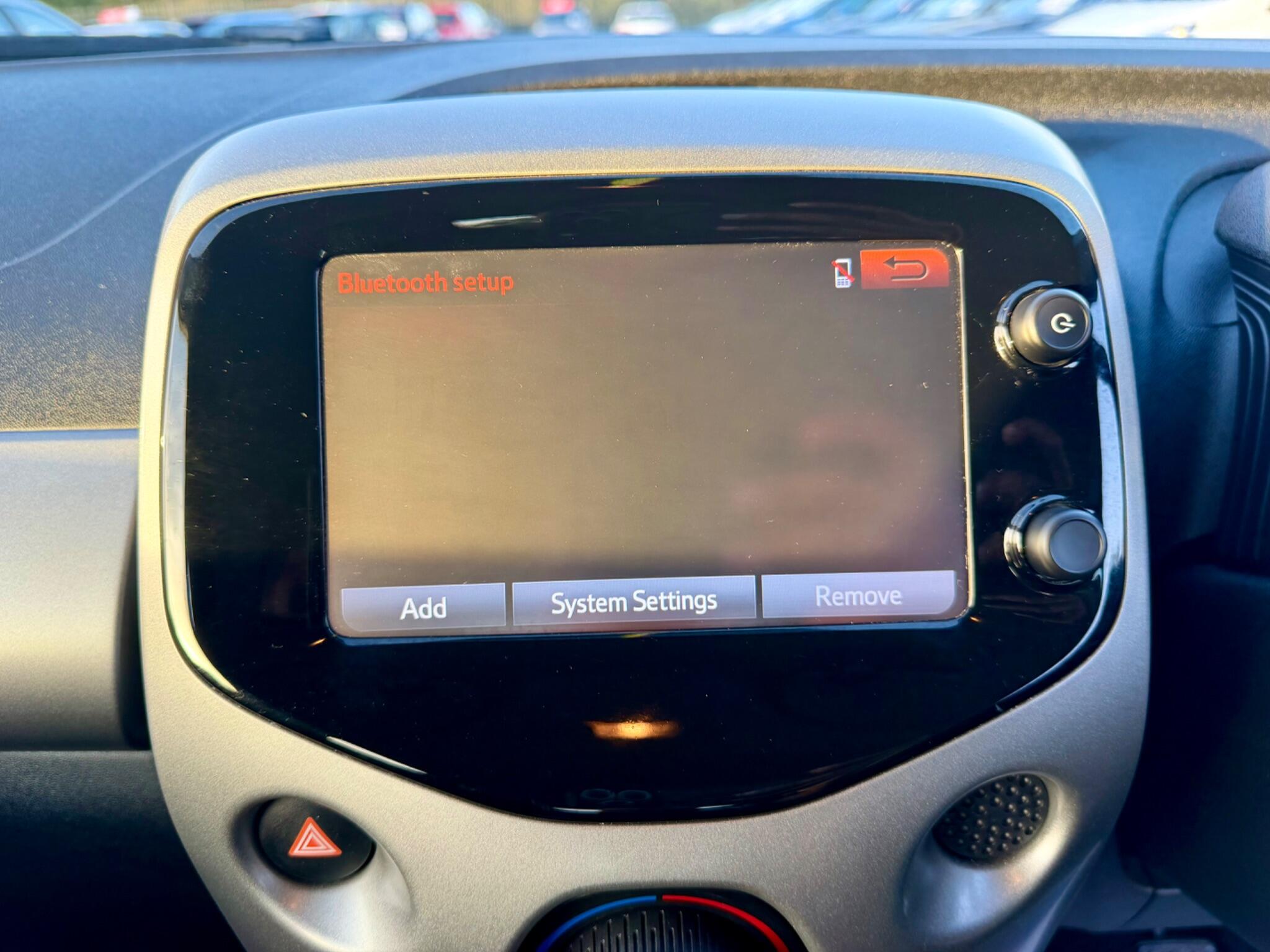 Peugeot 108 view 48