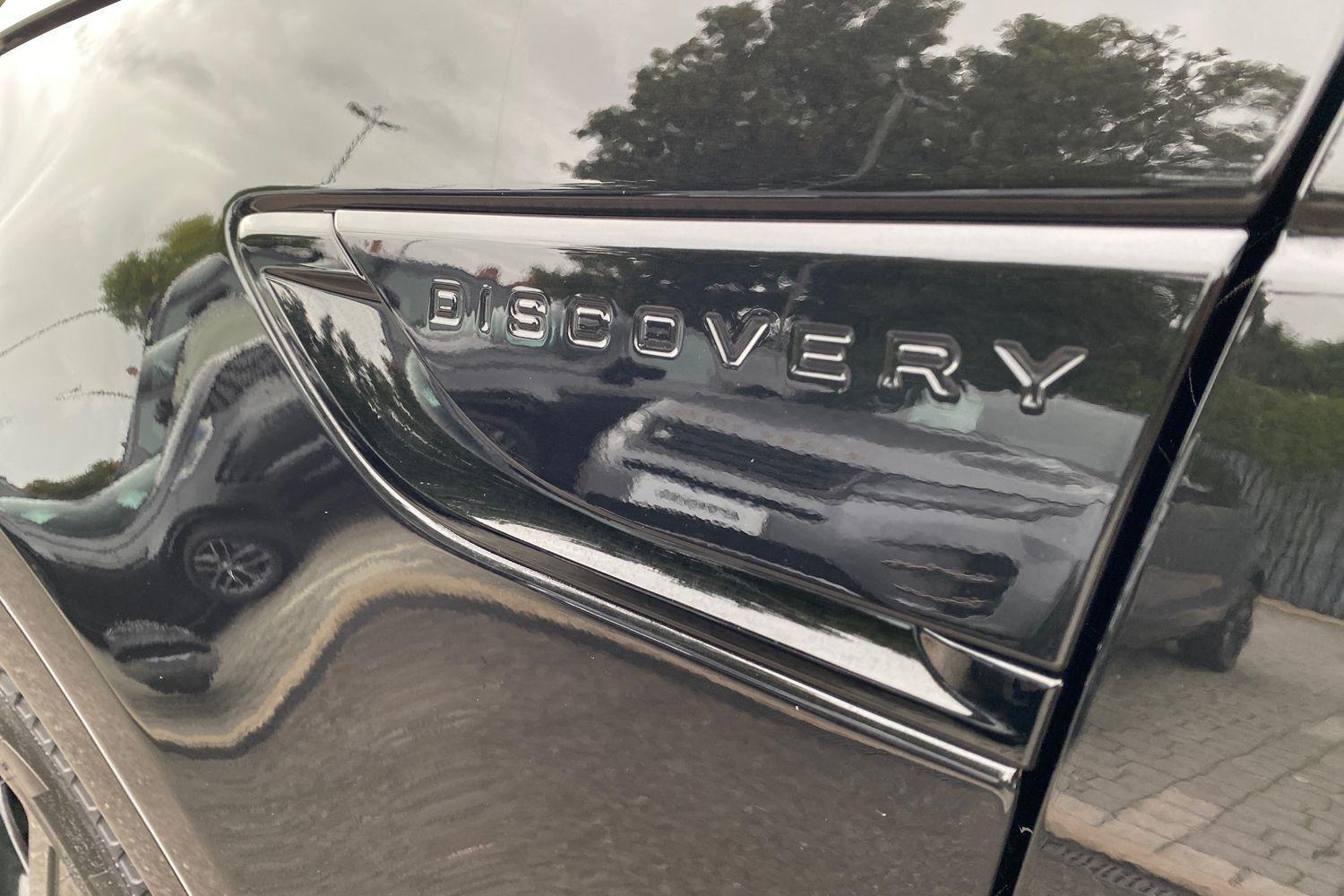 Land Rover Discovery view 52