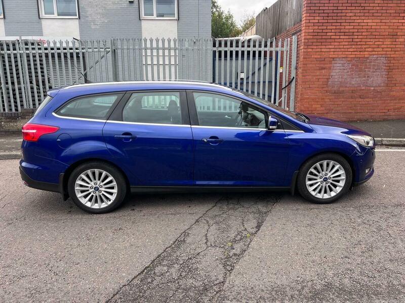 2014 Ford Focus image 12