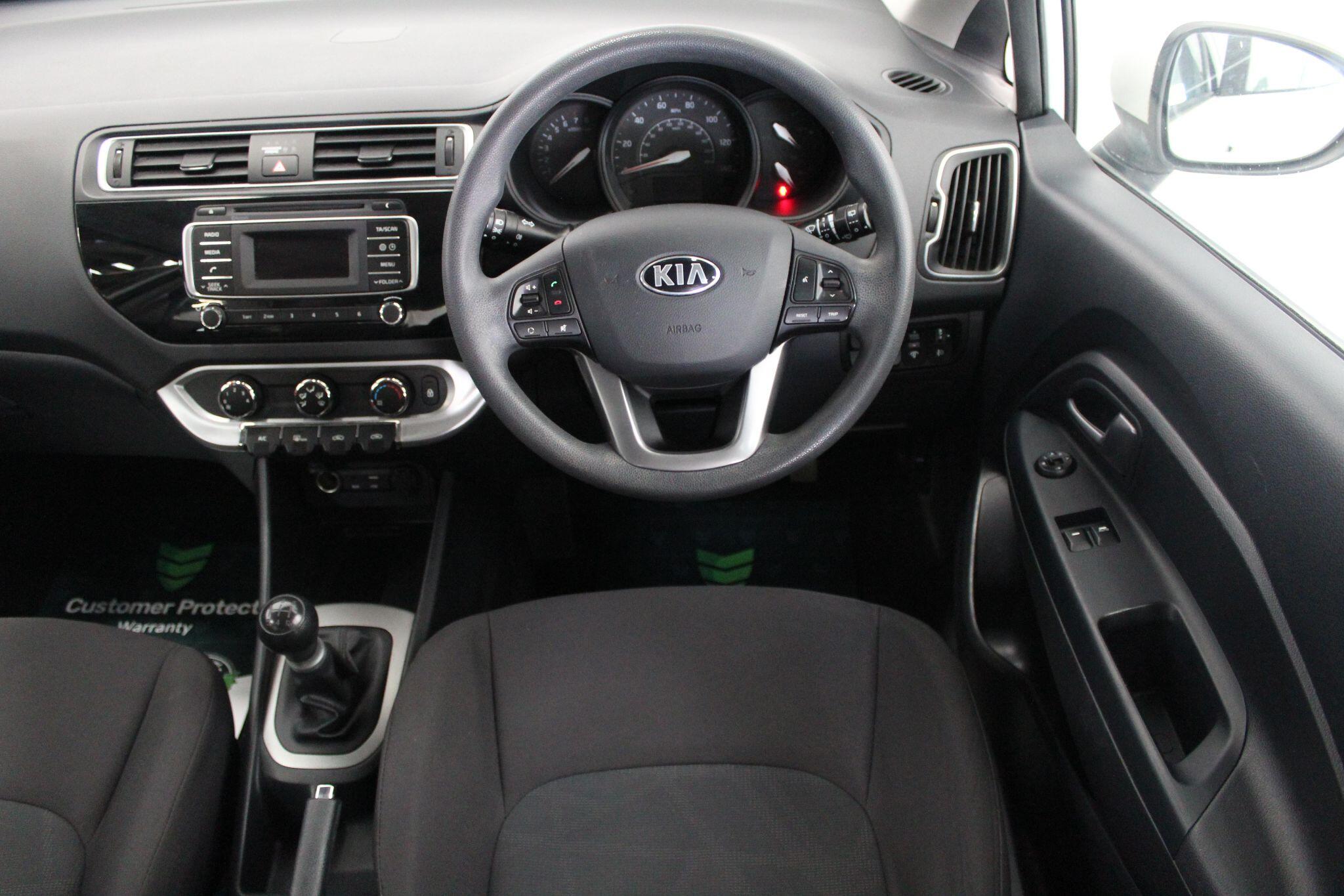 Kia Rio view 38