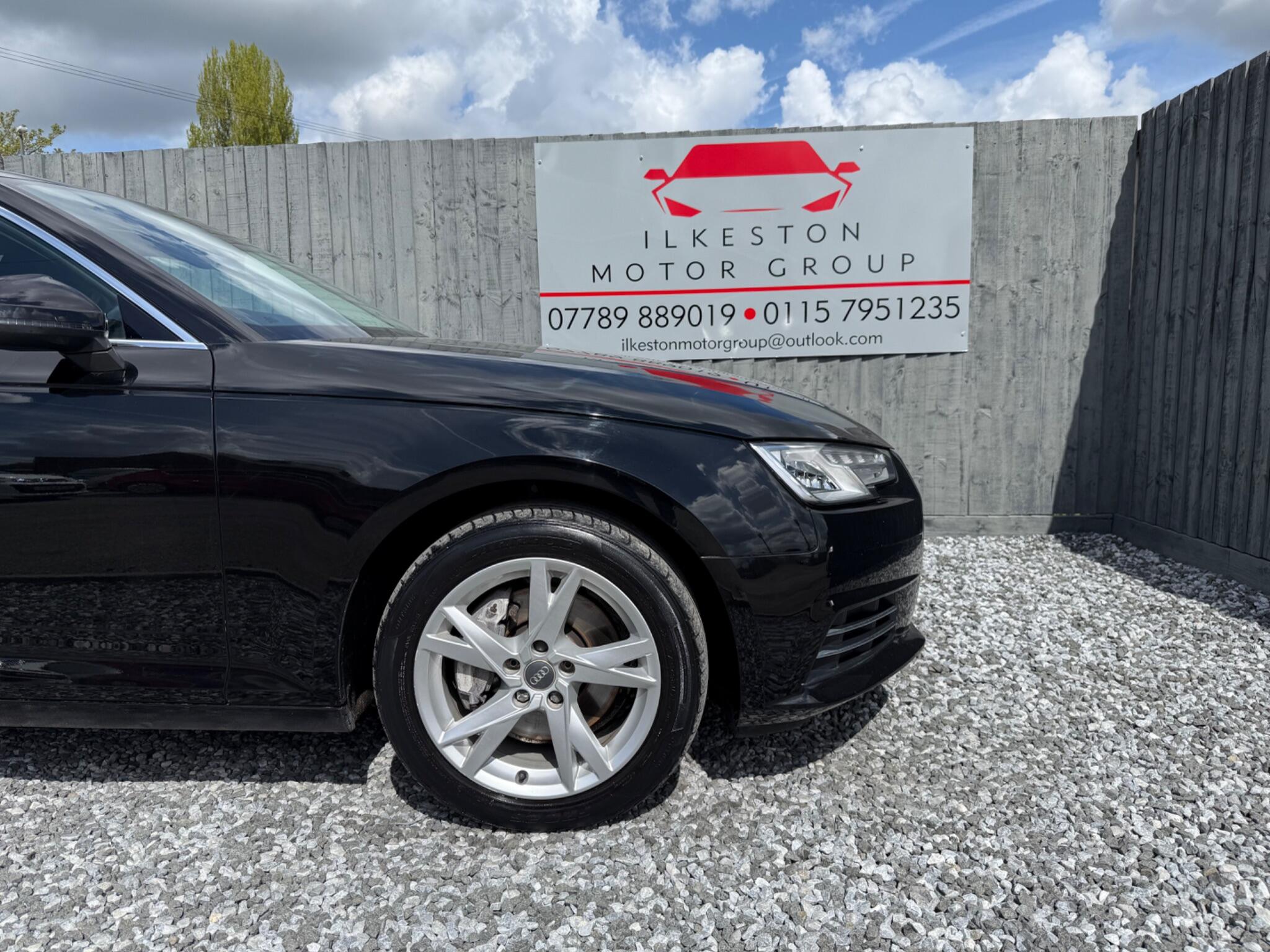 2016 Audi A4 Avant 3.0 TDI V6 Sport S Tronic quattro Euro 6 (s/s) 5dr • 105,600 miles image 9
