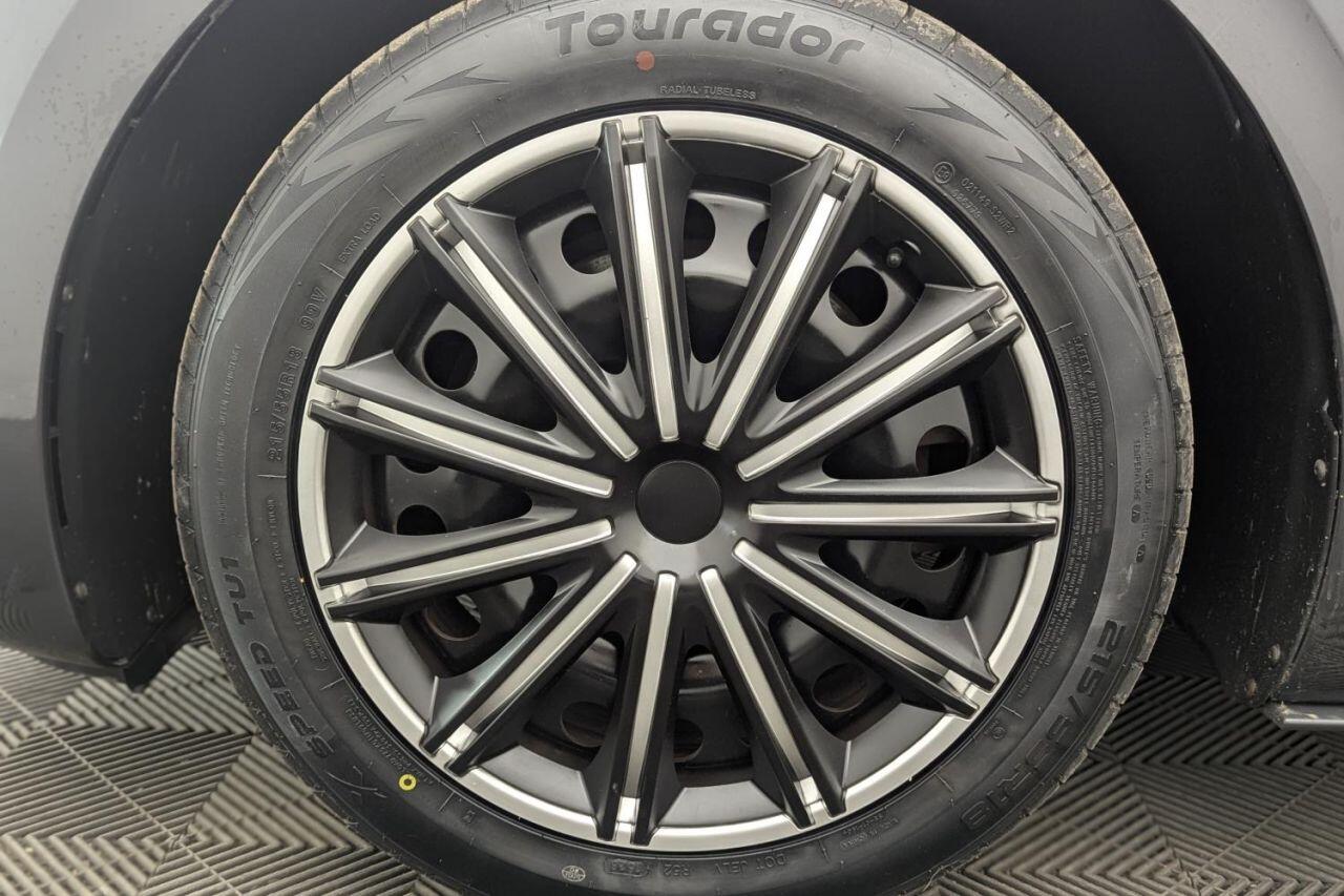 Volkswagen ID.3 view 47