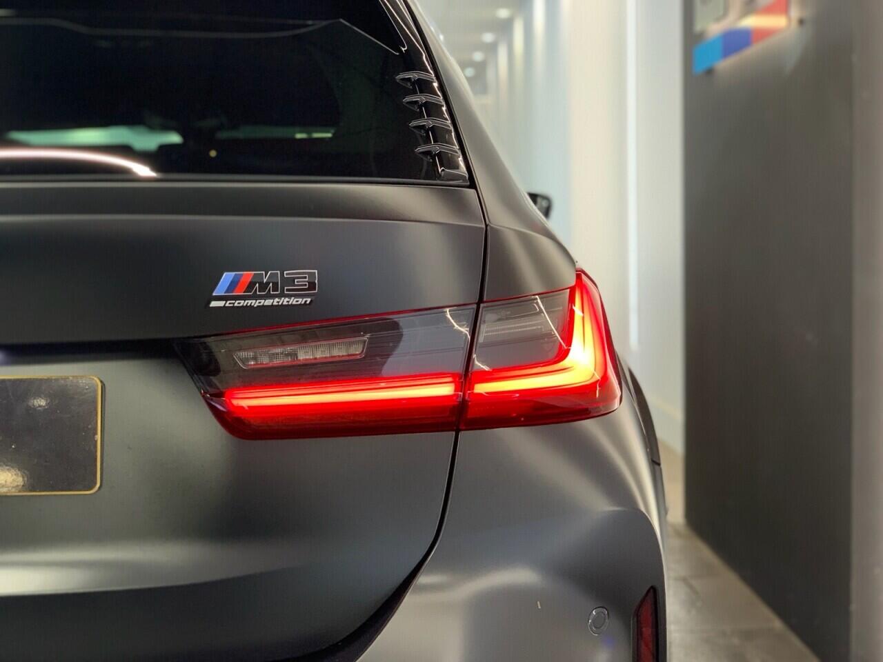 BMW M3 view 9
