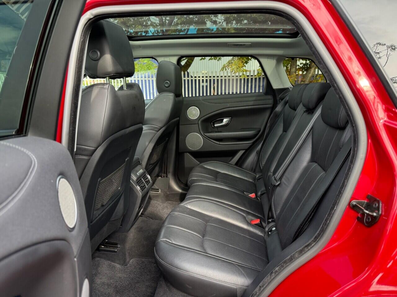 Land Rover Range Rover Evoque view 29
