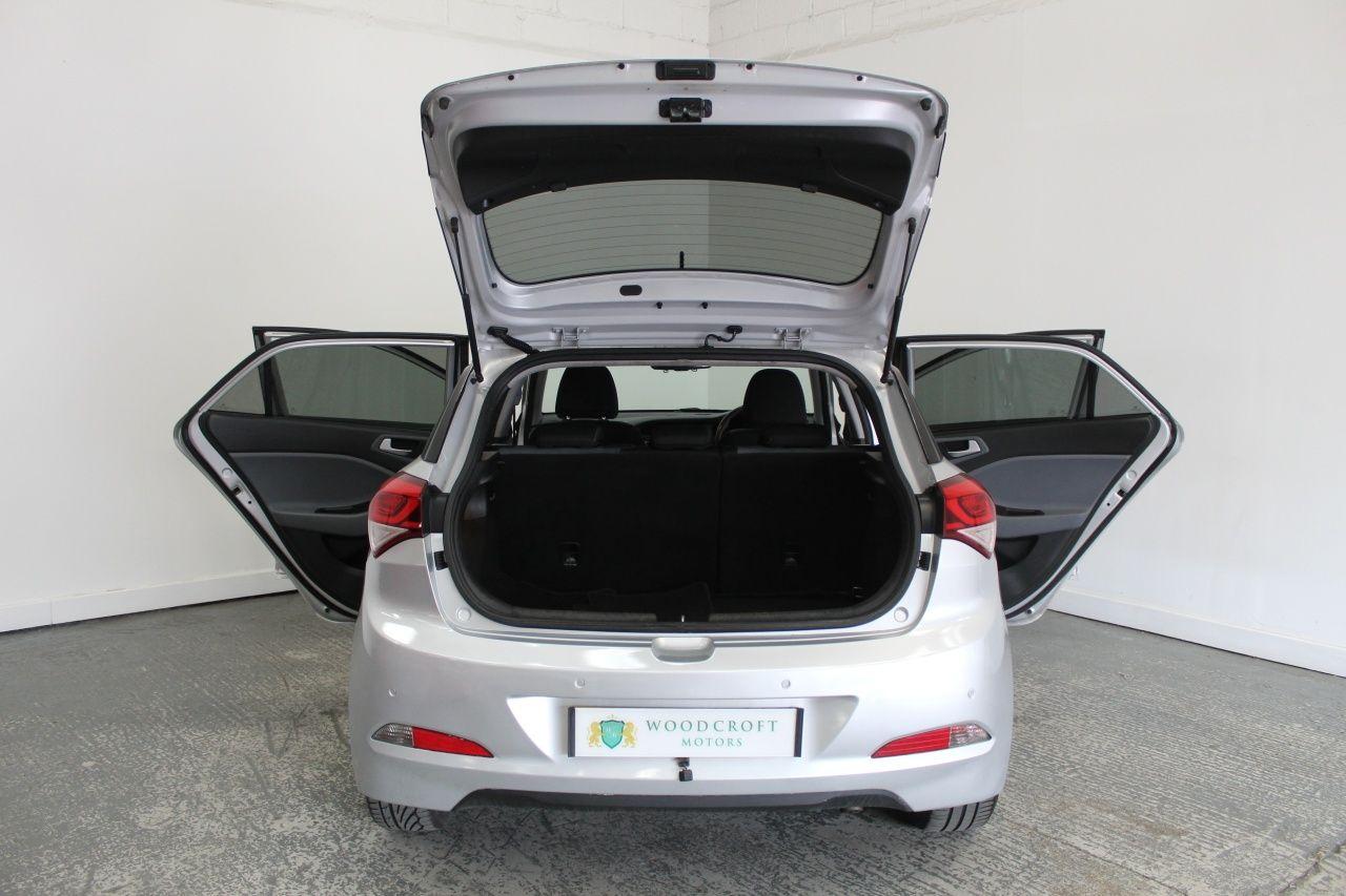 Hyundai I20 view 25