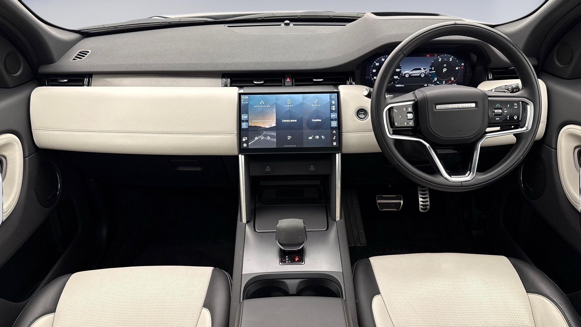 Land Rover Discovery Sport view 9