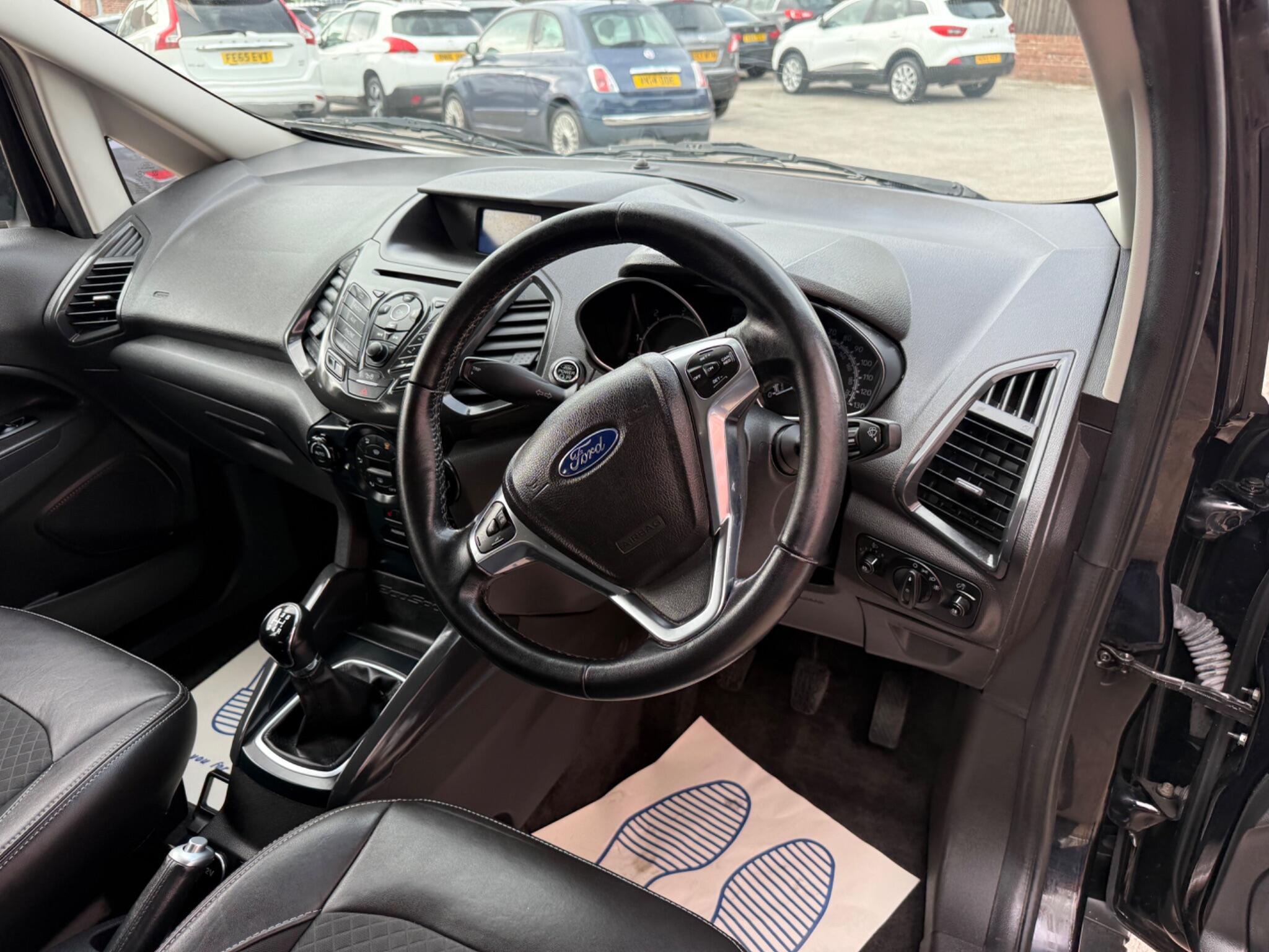 Ford Ecosport view 10
