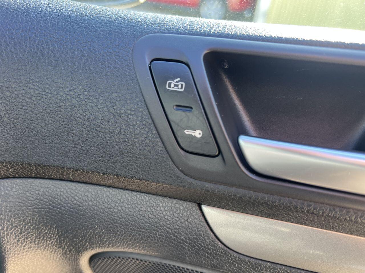 Volkswagen Golf view 38