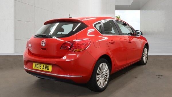 Vauxhall Astra view 2