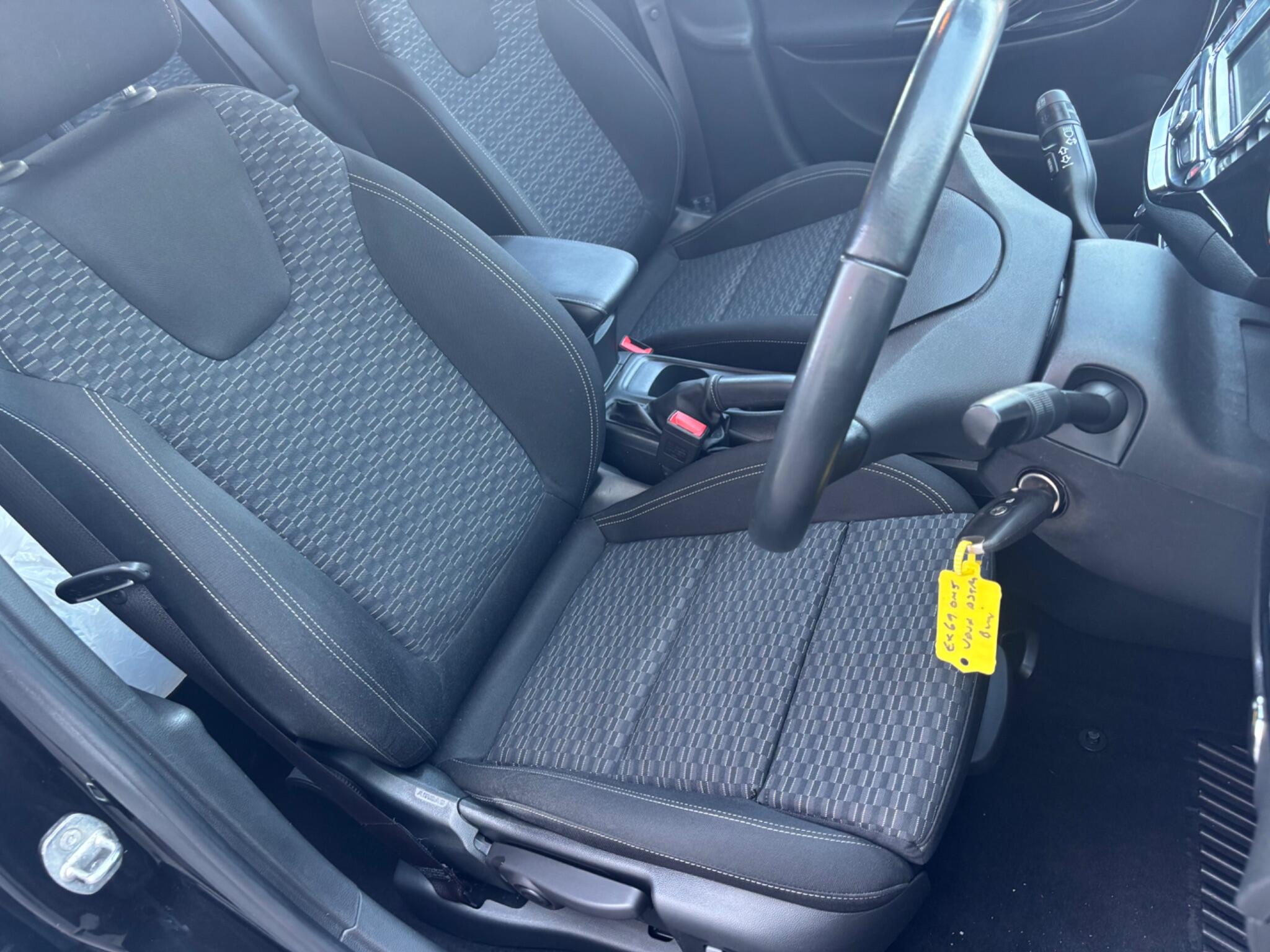 Vauxhall Astra view 12