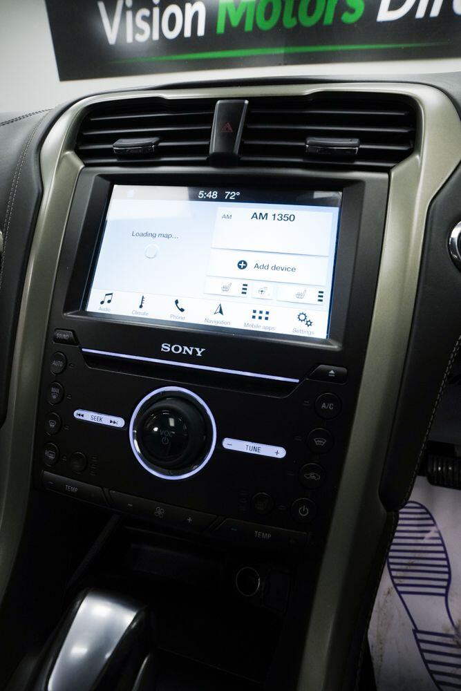 Ford Mondeo view 22