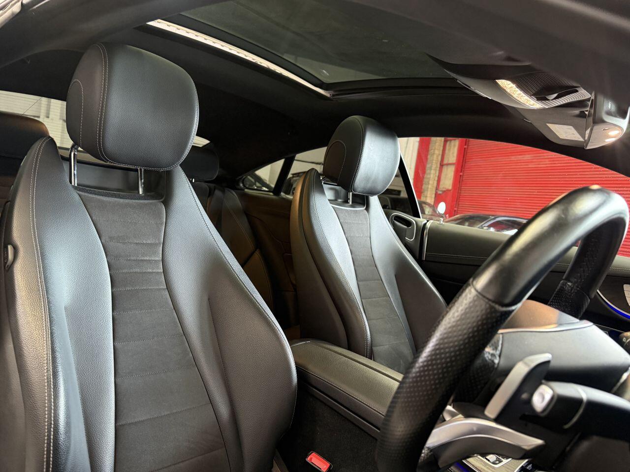 Mercedes-Benz E Class view 31