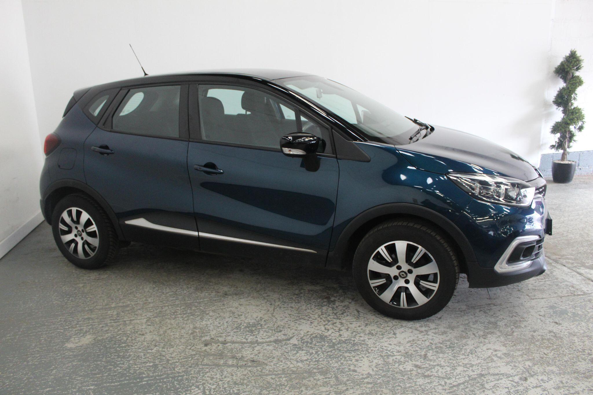 Renault Captur view 4