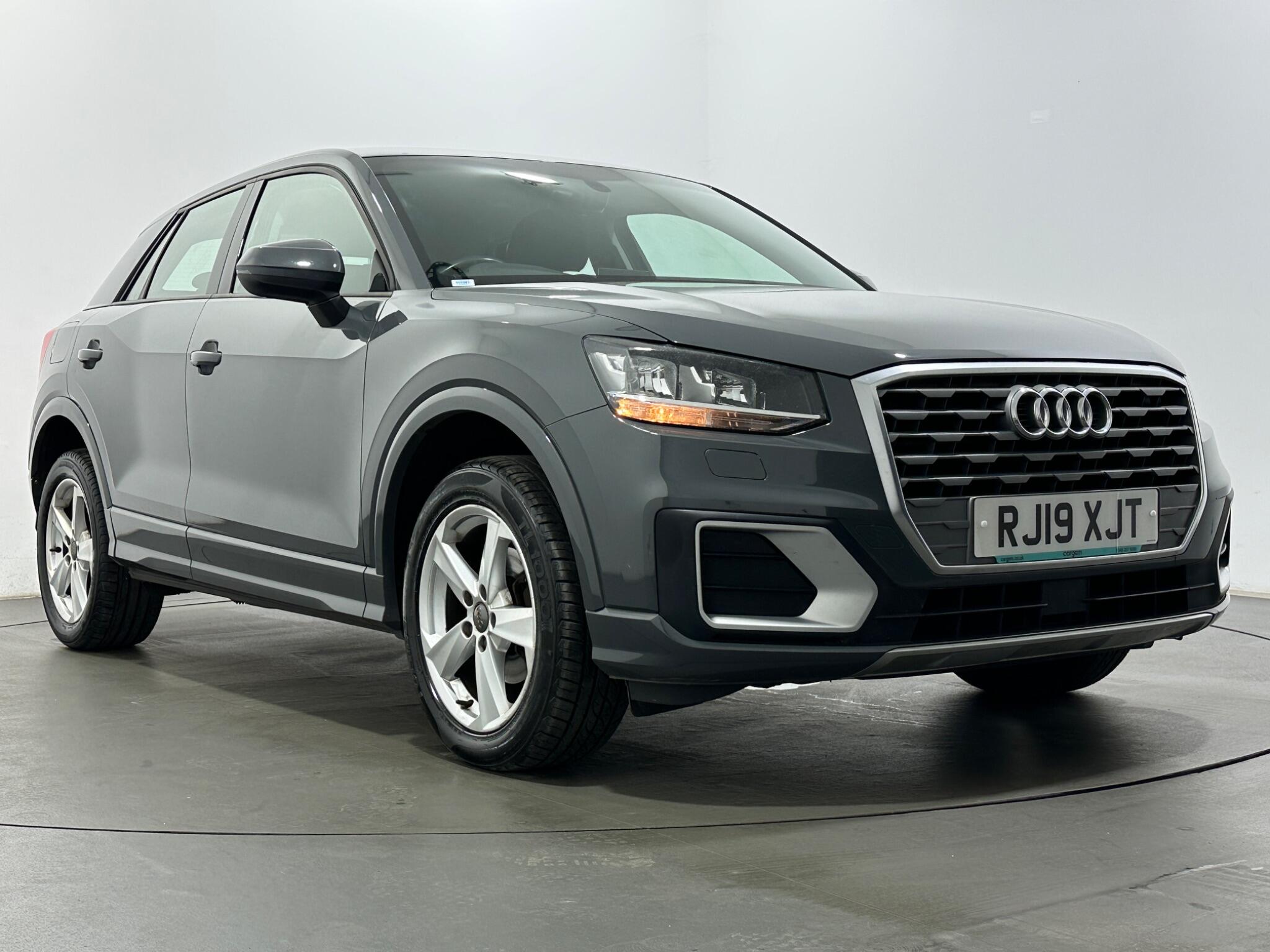 Audi Q2 view 53