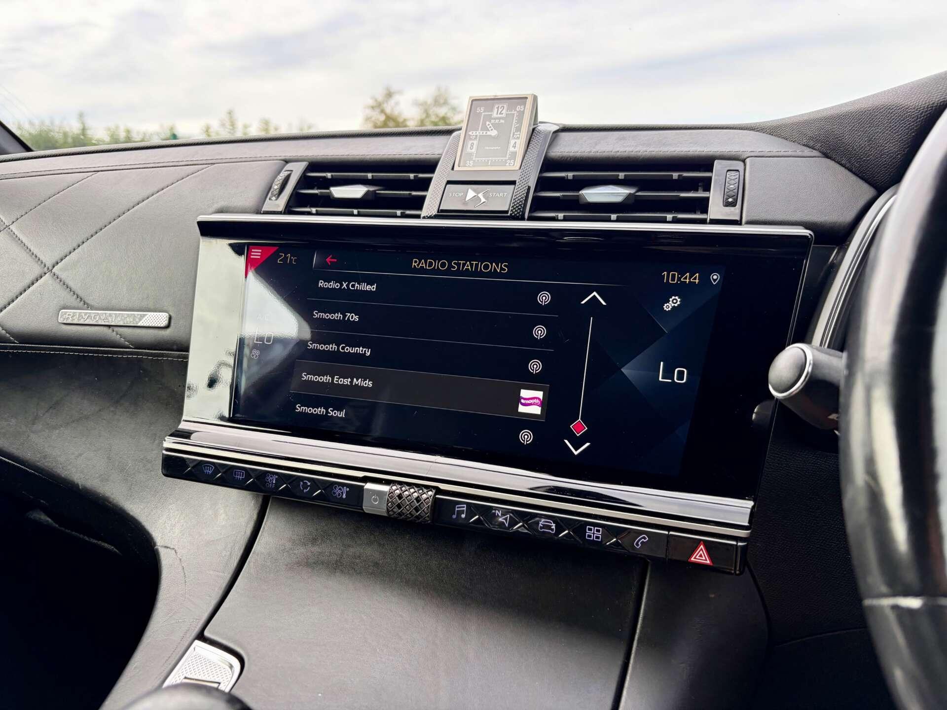 DS Automobiles DS 7 Crossback view 42