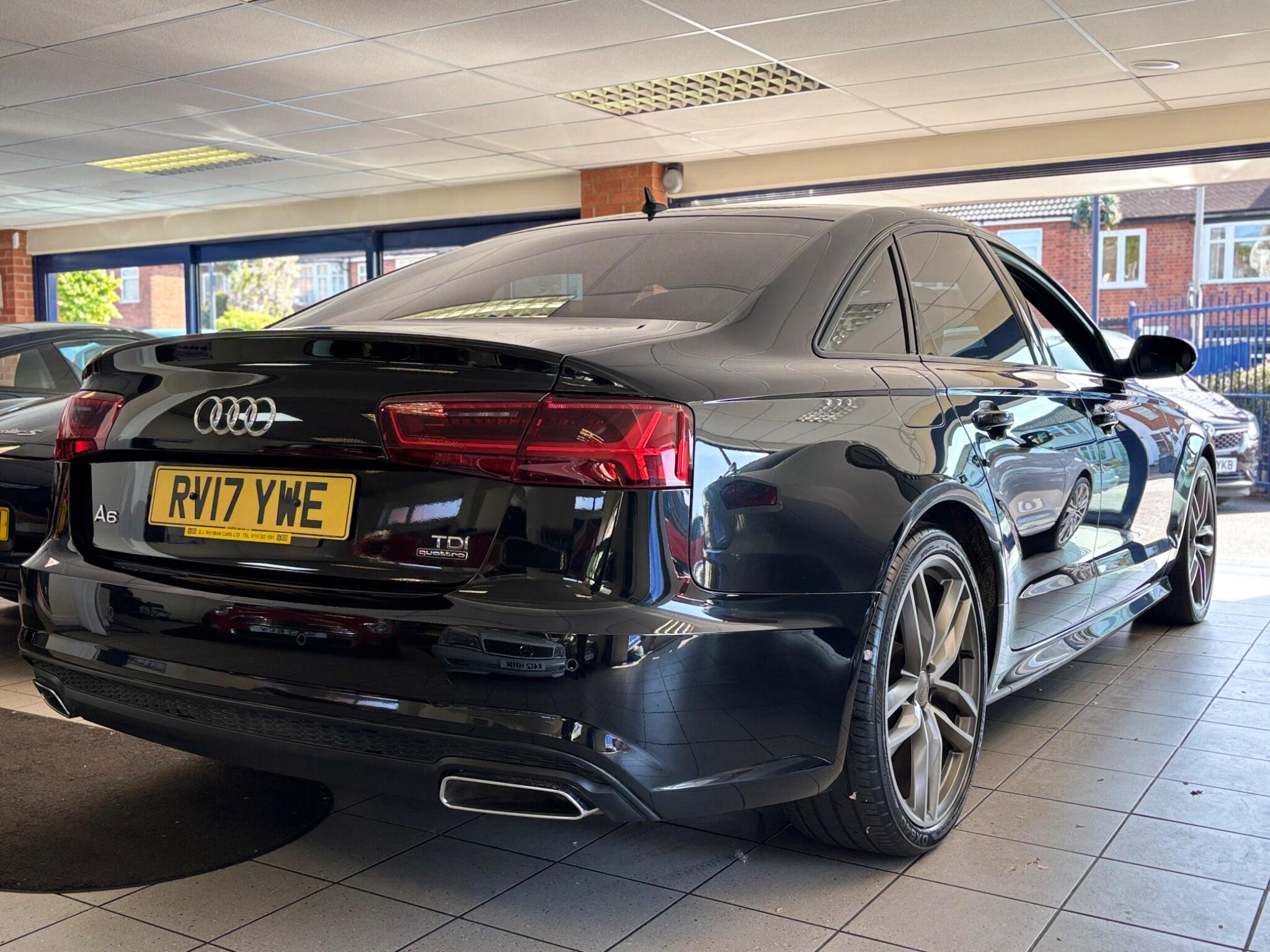 Audi A6 Saloon view 7