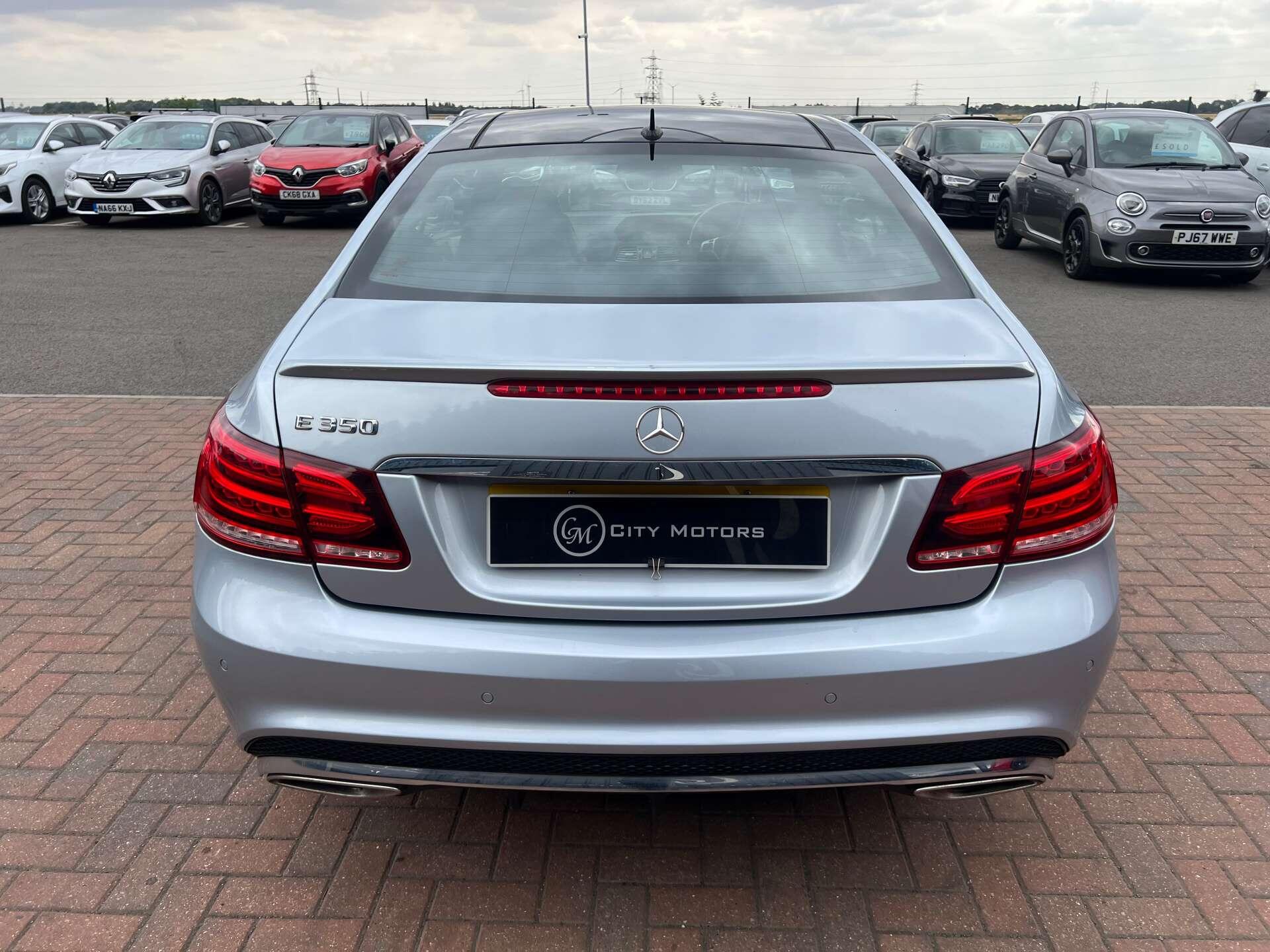Mercedes-Benz E-Class view 10