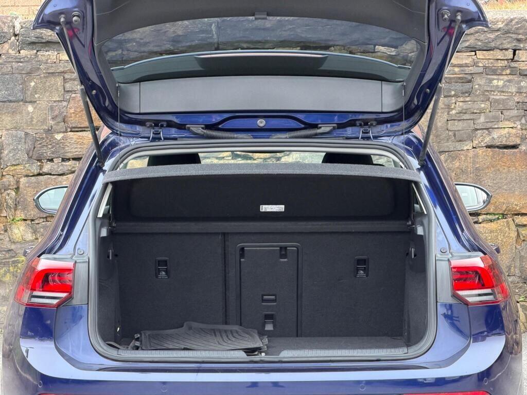 Volkswagen Golf view 20