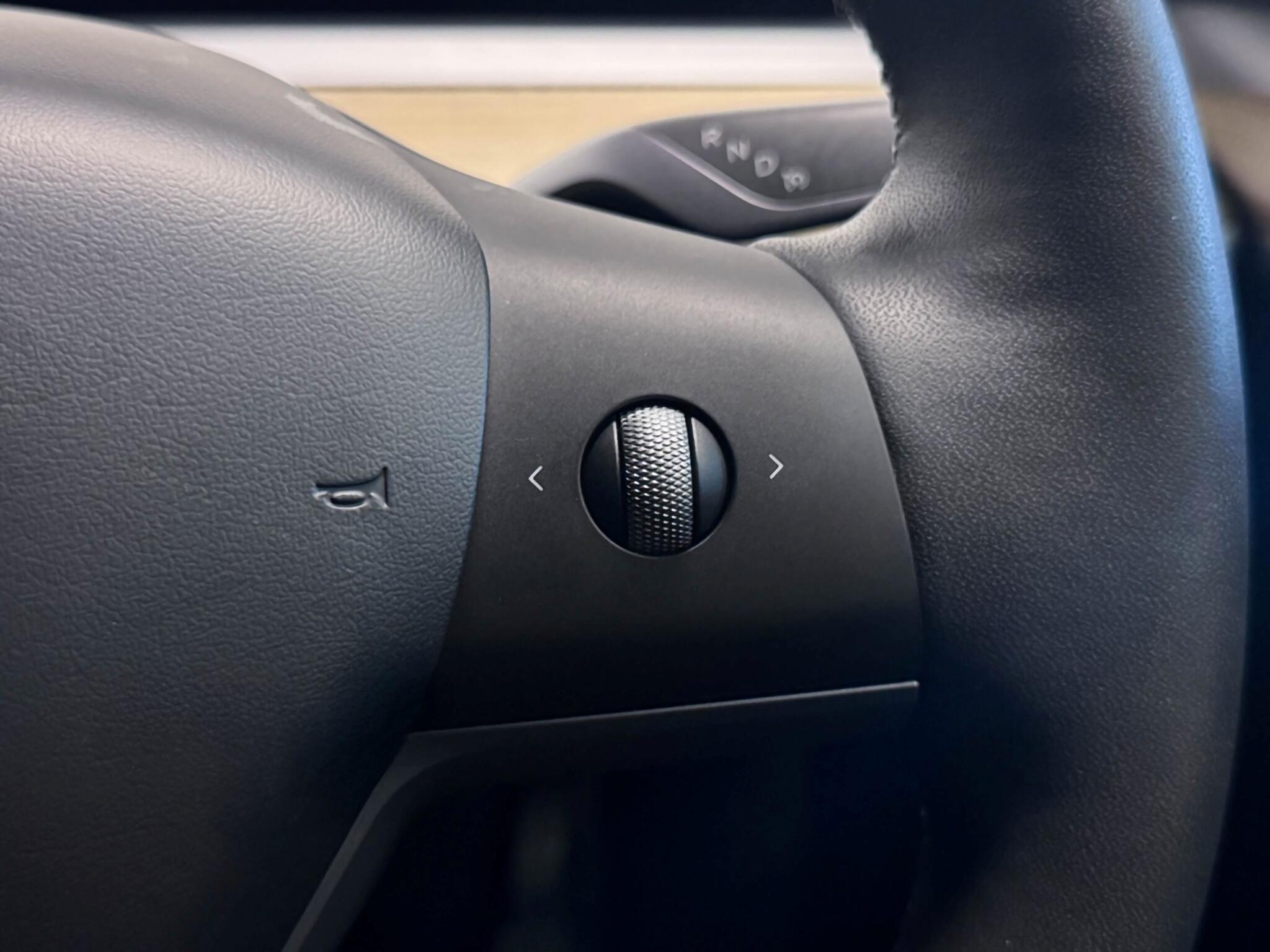 Tesla Model Y view 29