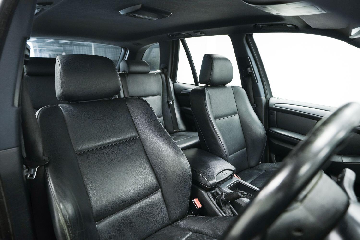 BMW X5 view 7