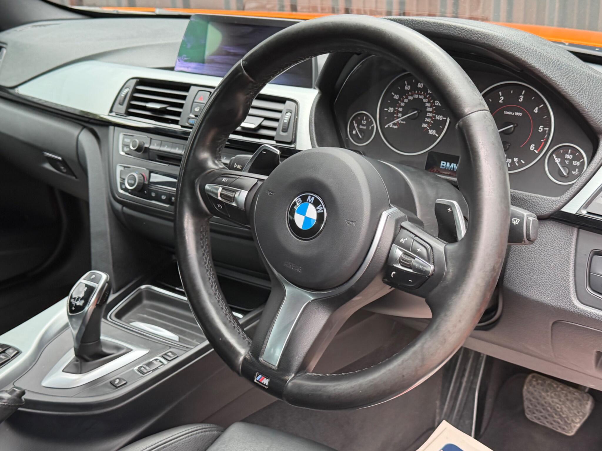 BMW 3 Series view 52