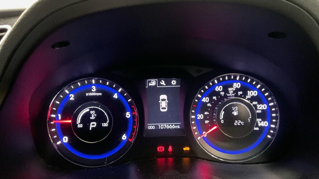 Hyundai I40 view 12