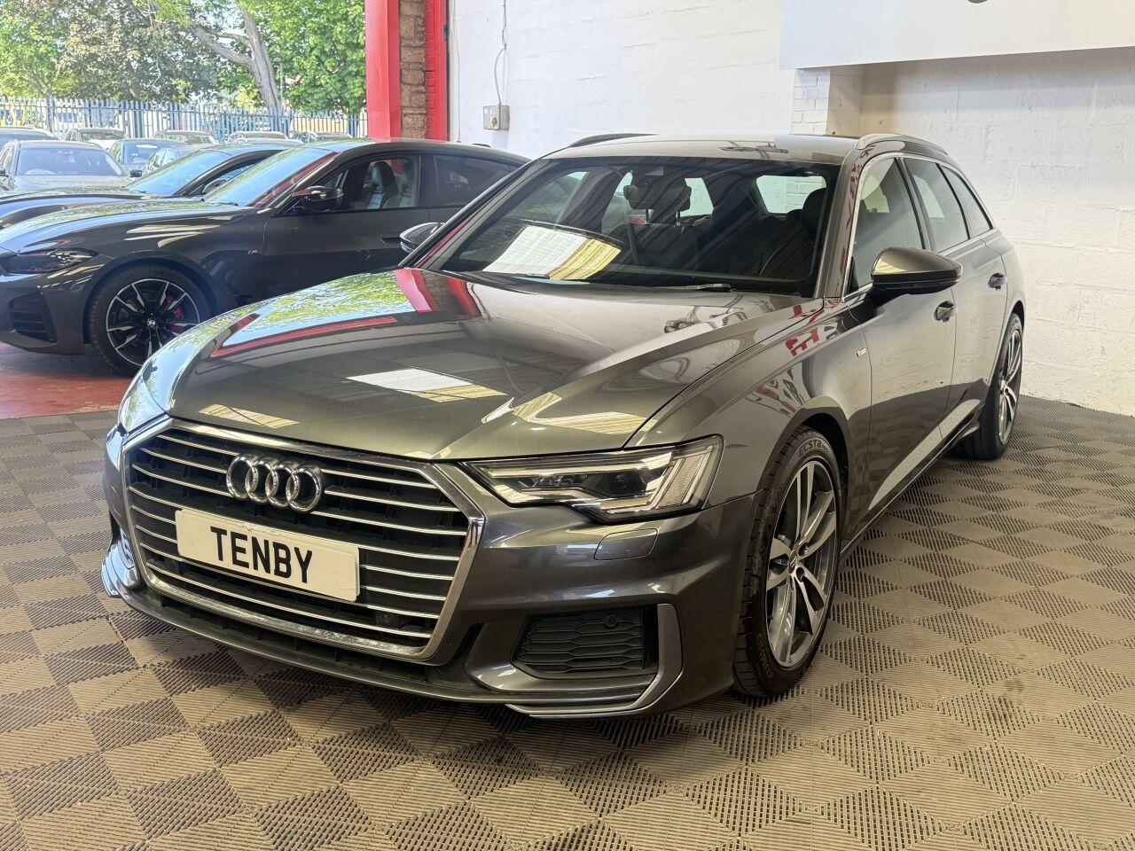 Audi A6 Avant view 5