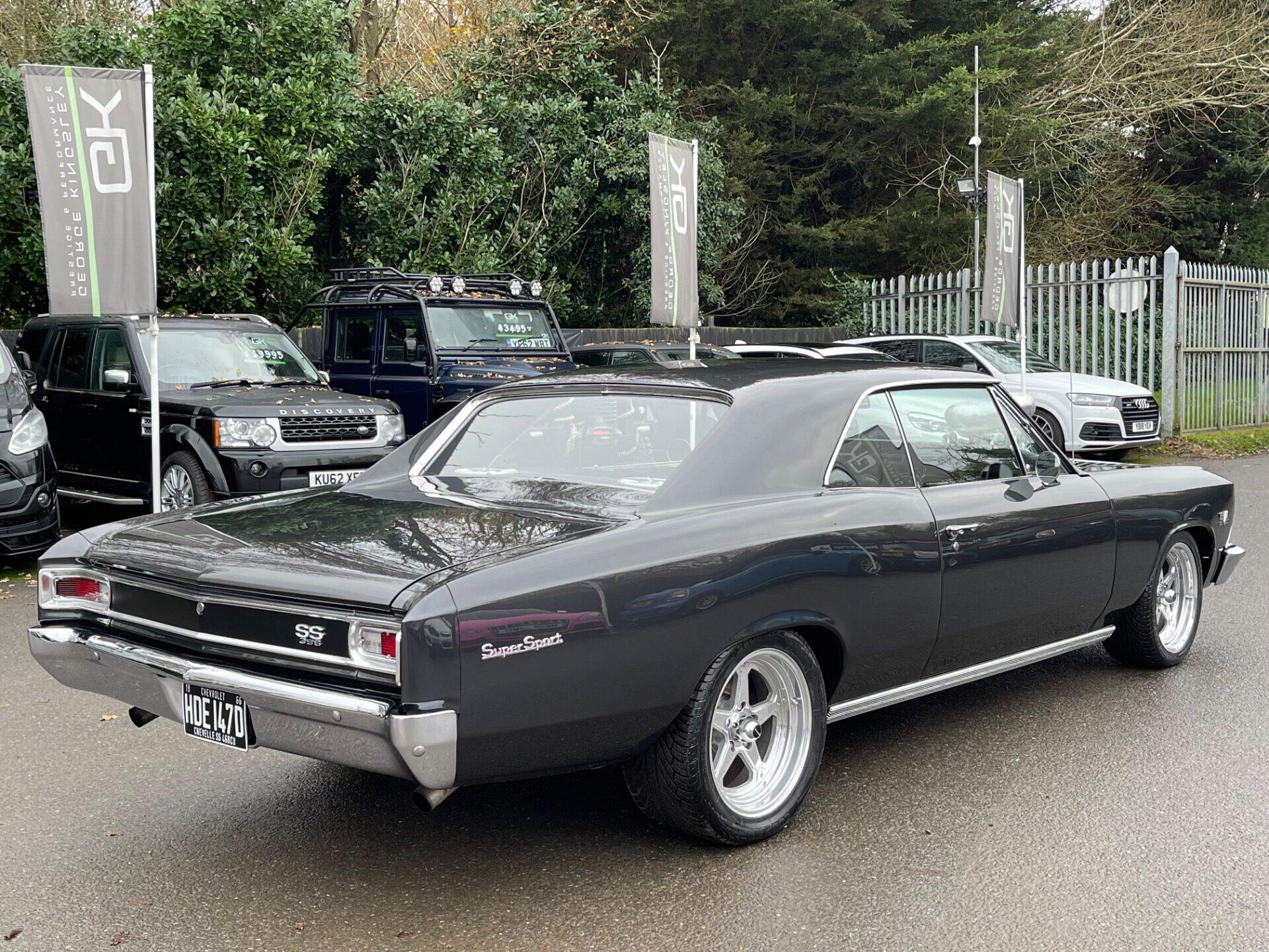 Chevrolet Chevelle view 3