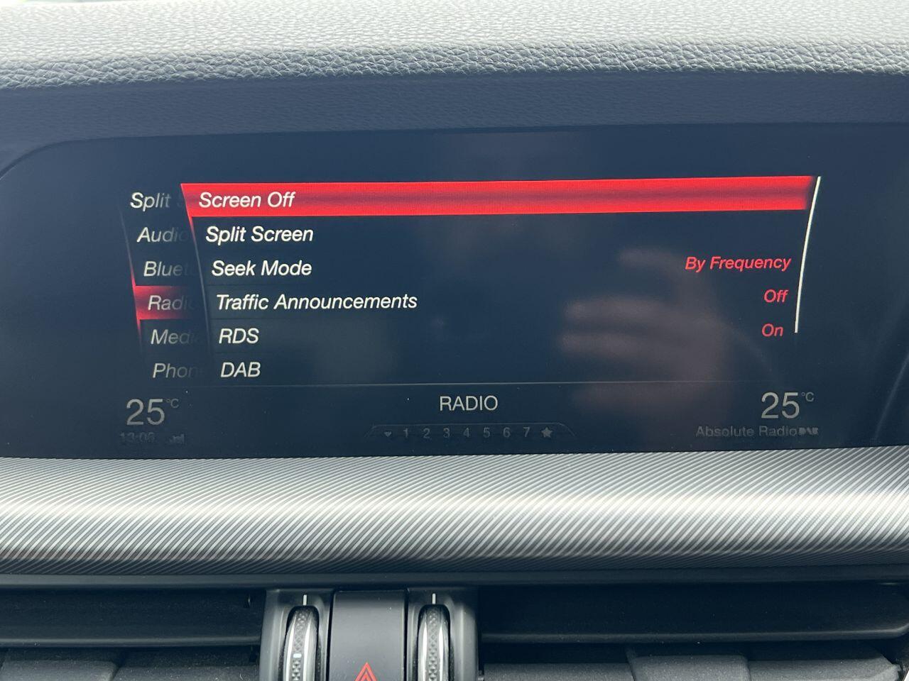Alfa Romeo Stelvio view 52