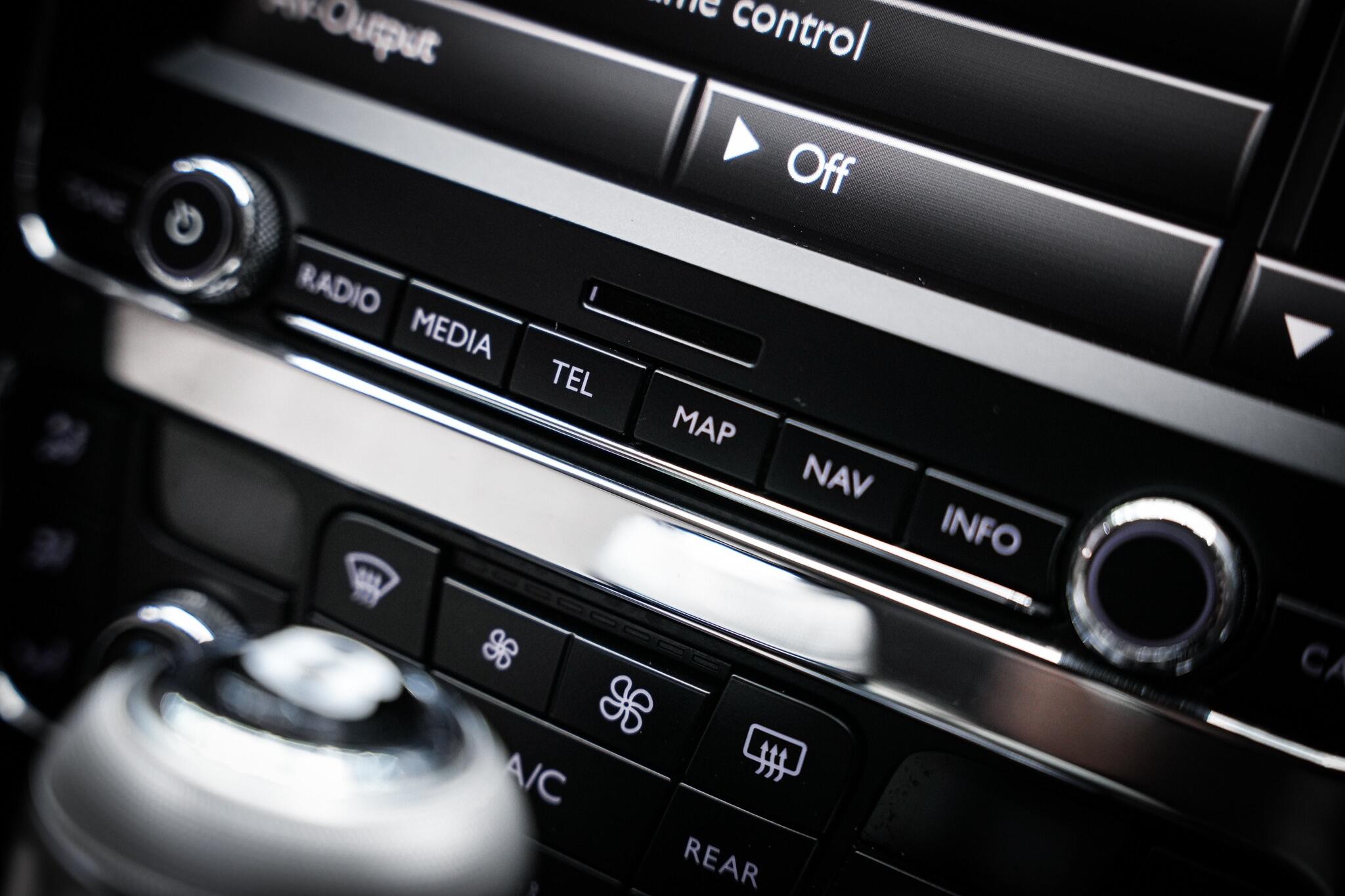 Bentley Flying Spur view 46