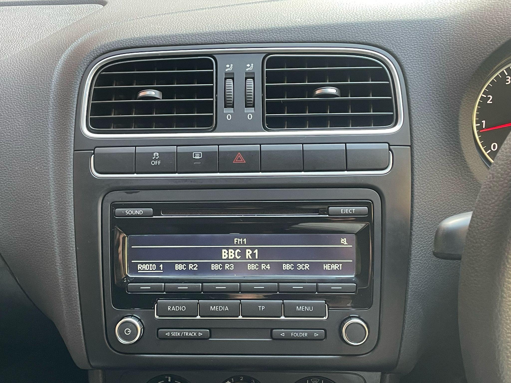 Volkswagen Polo view 36