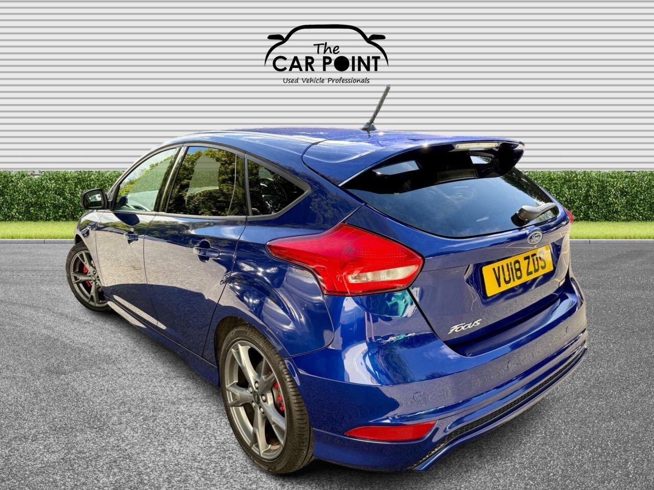 Ford Focus view 8