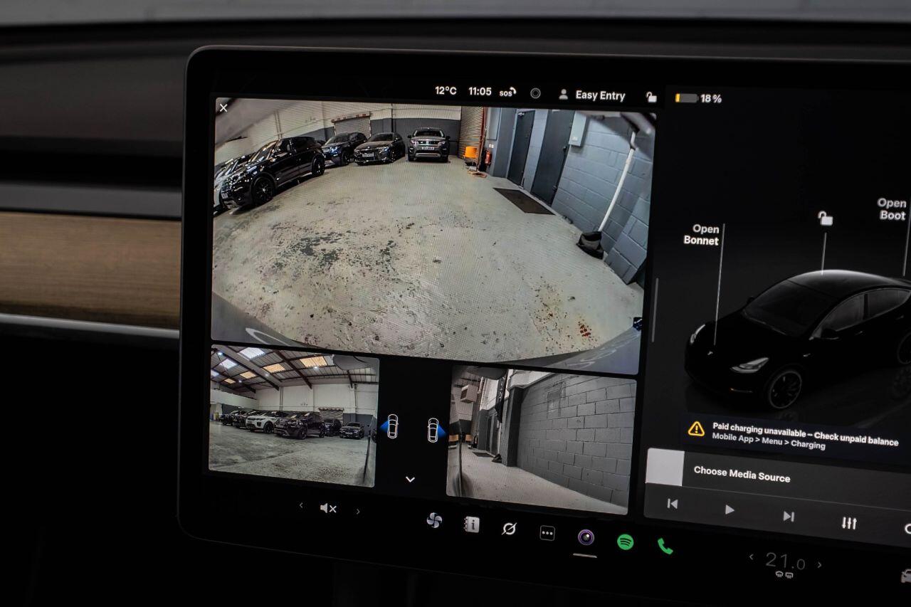 Tesla Model Y view 34