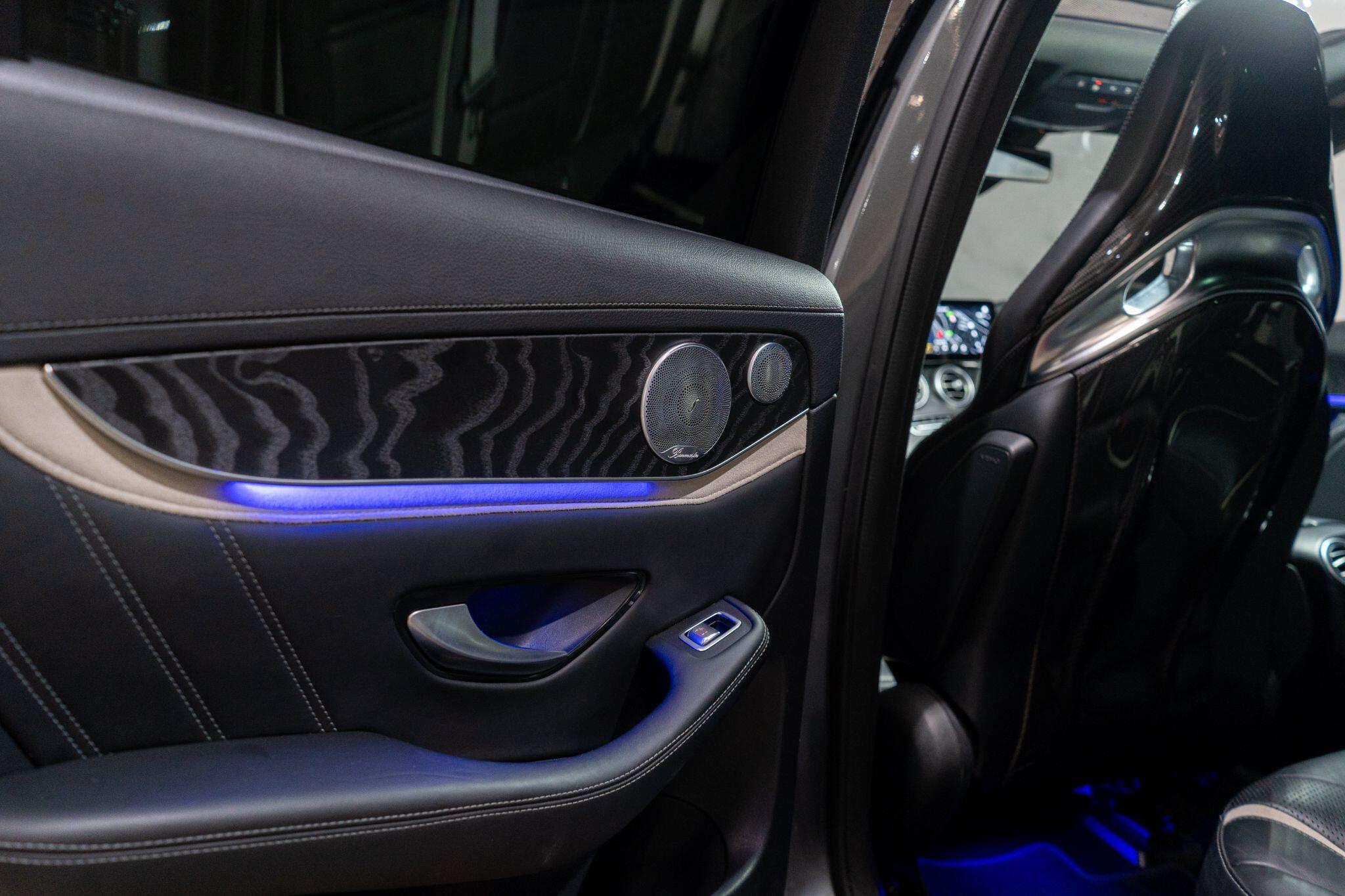 Mercedes-Benz GLC view 34