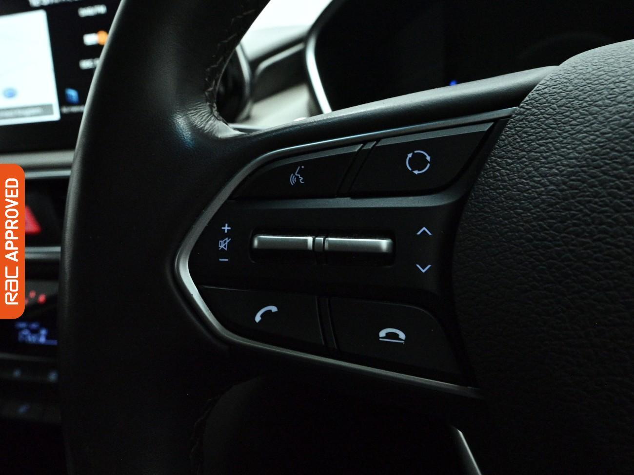 Hyundai Santa FE view 24