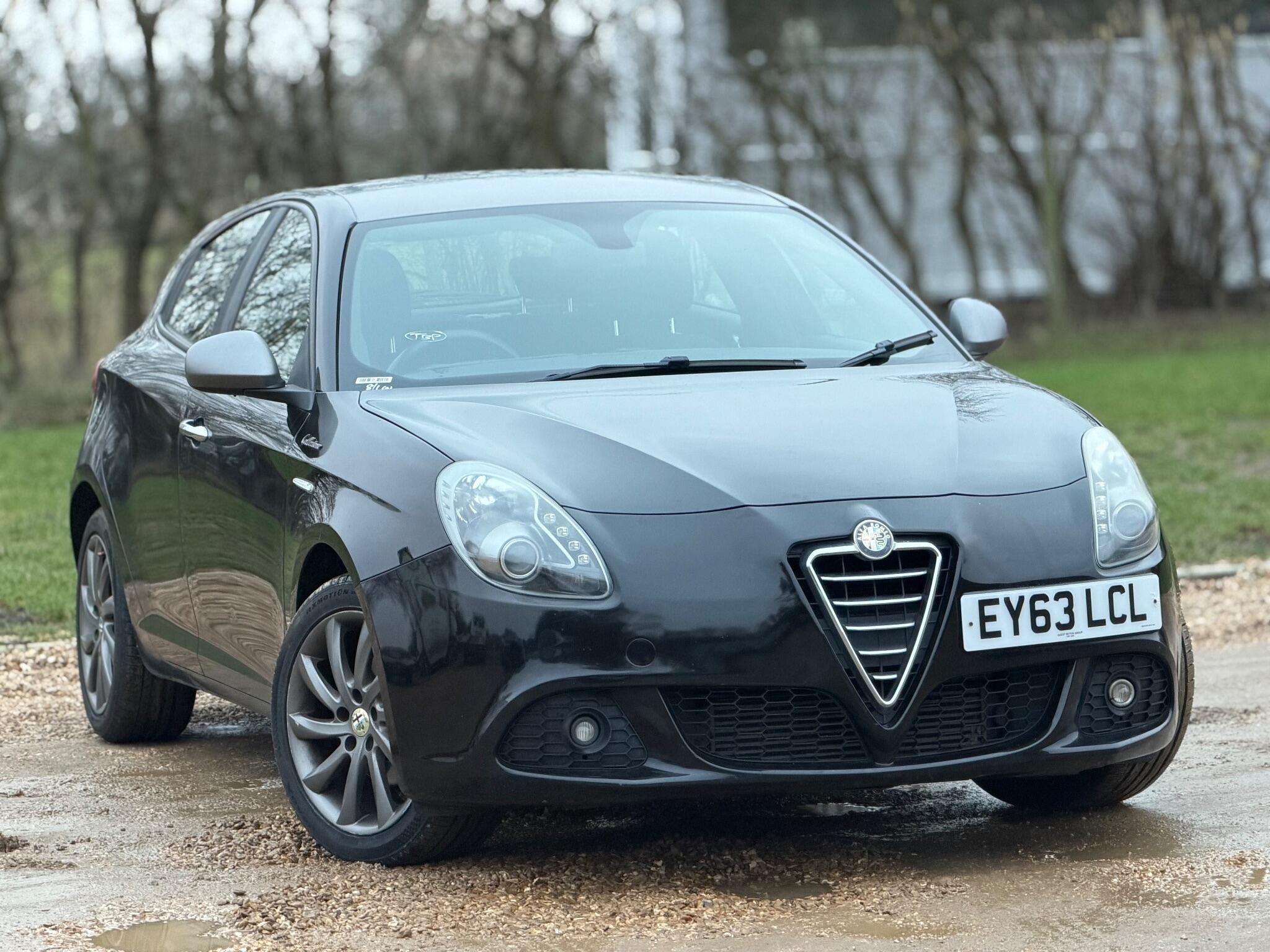 2013 Alfa Romeo Giulietta 1.6 JTDM-2 Collezione Euro 5 (s/s) 5dr image 4