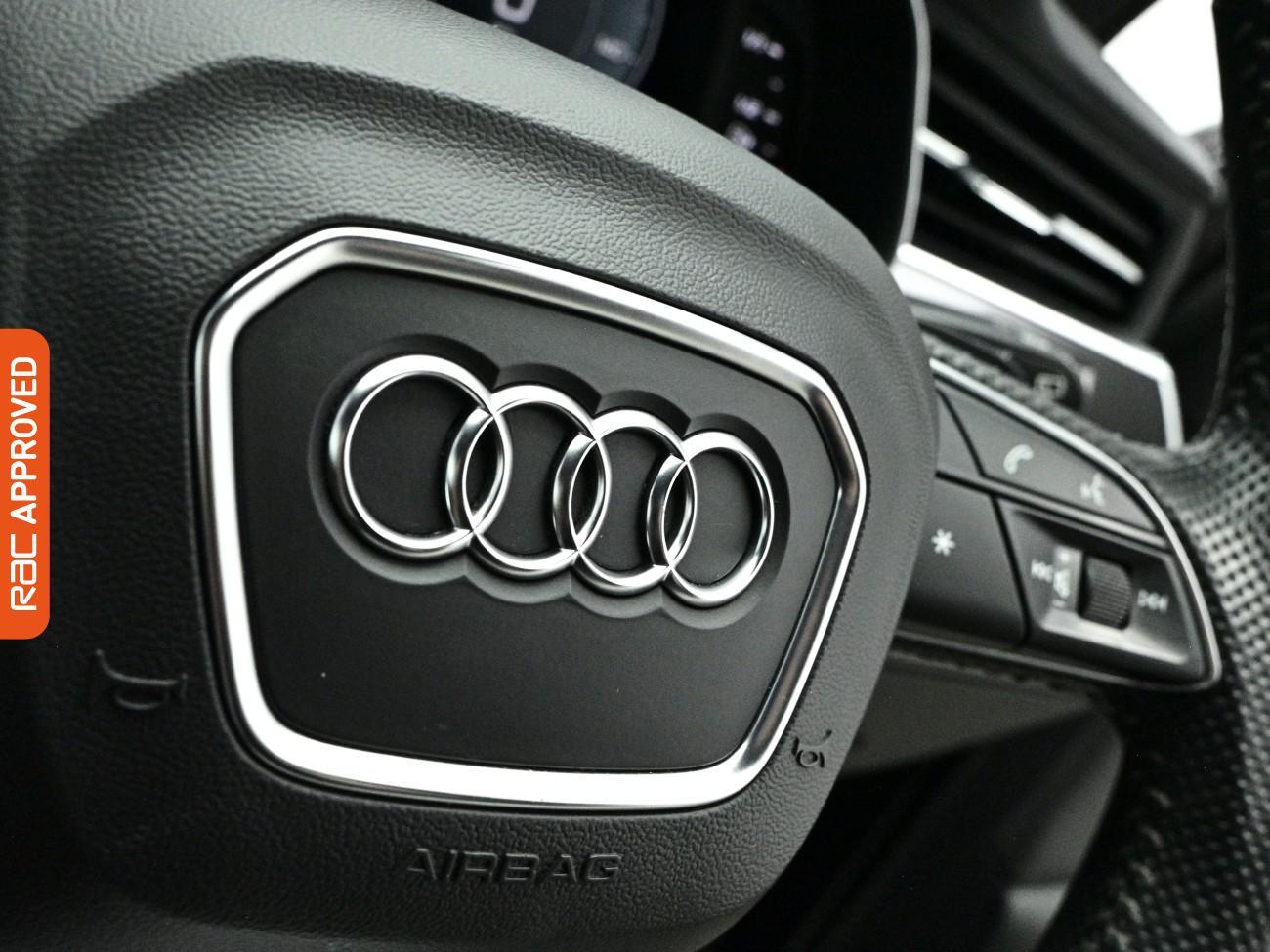 Audi Q7 view 29