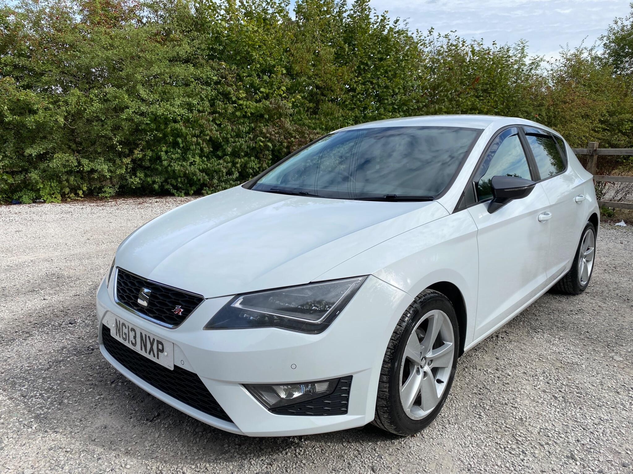 Seat Leon Leon view 3