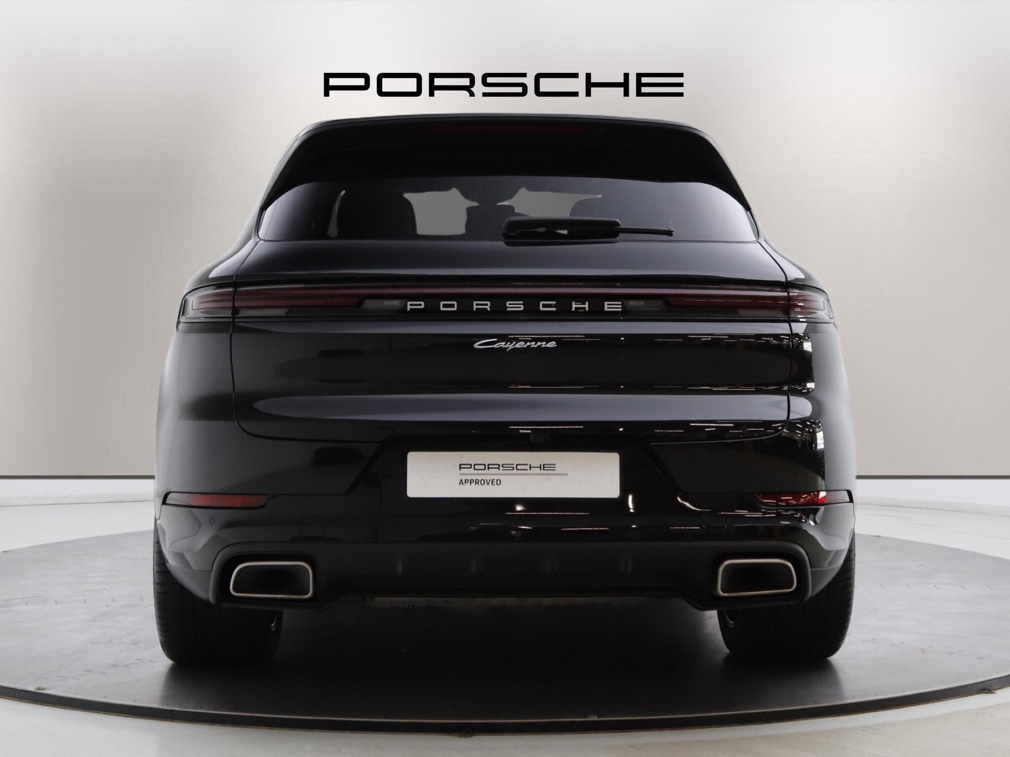 Porsche Cayenne view 5