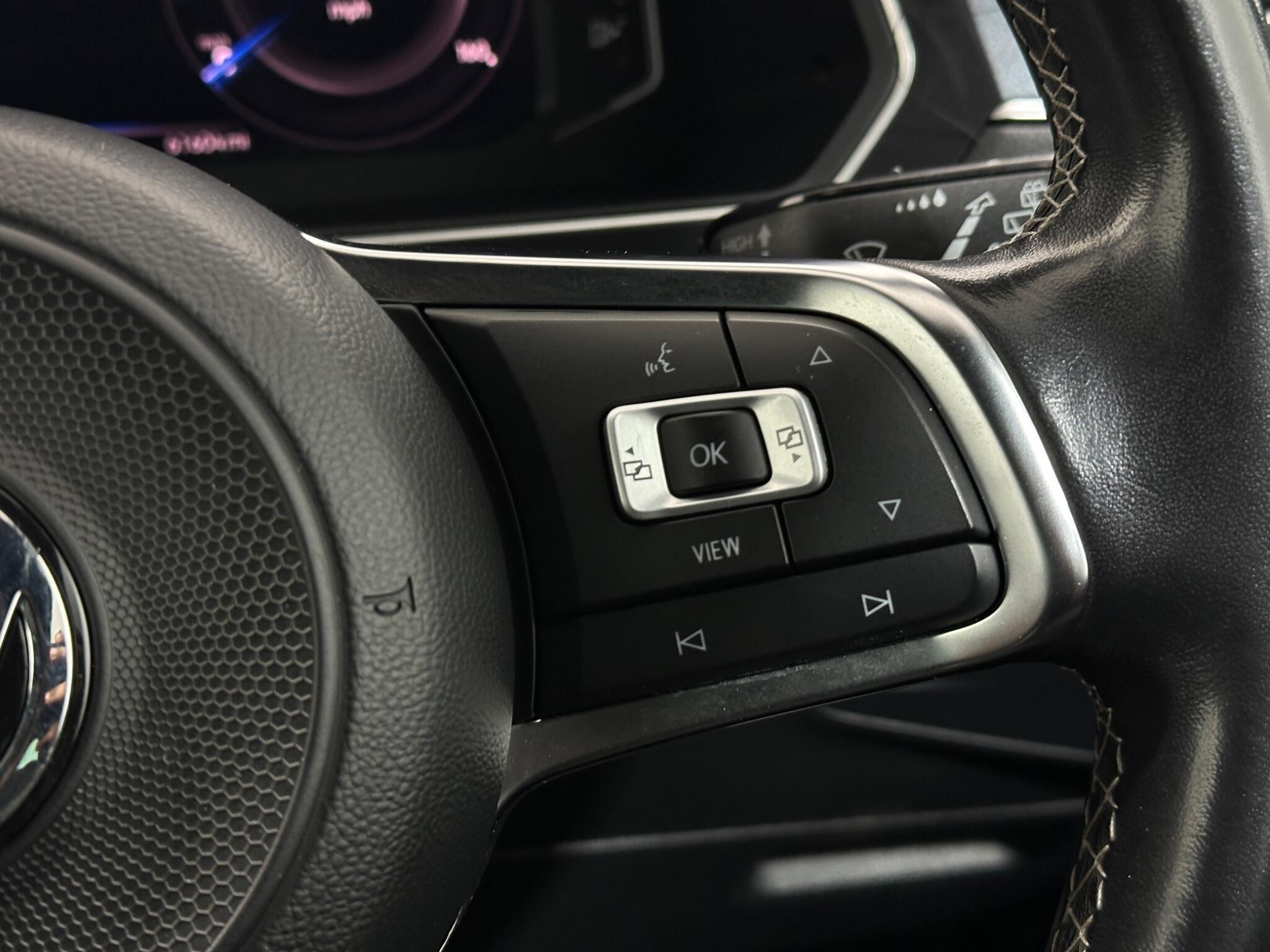 Volkswagen Tiguan view 16