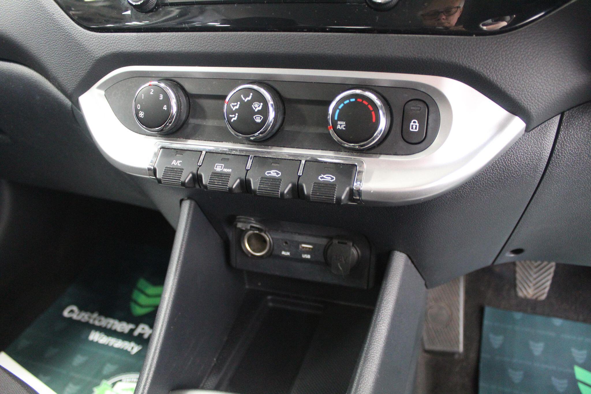 Kia Rio view 35