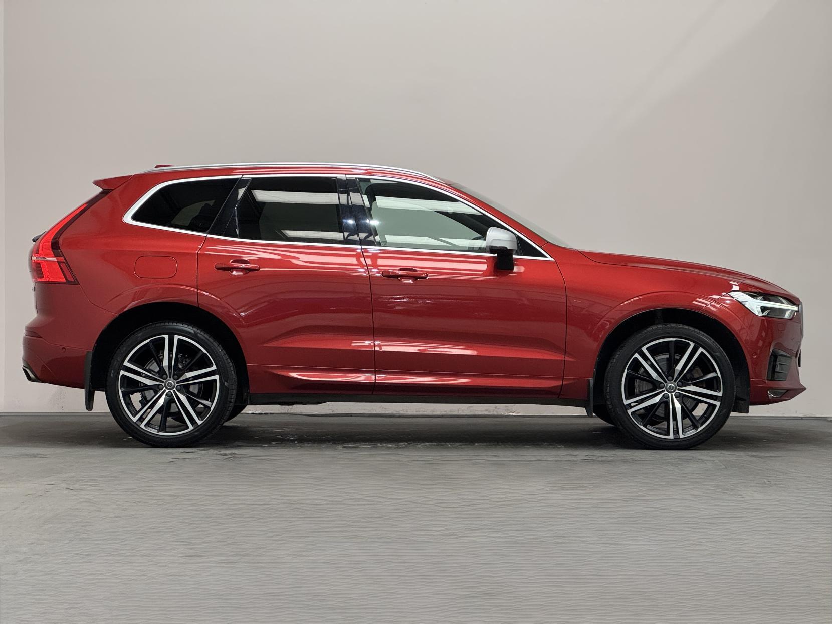 Volvo XC60 view 18