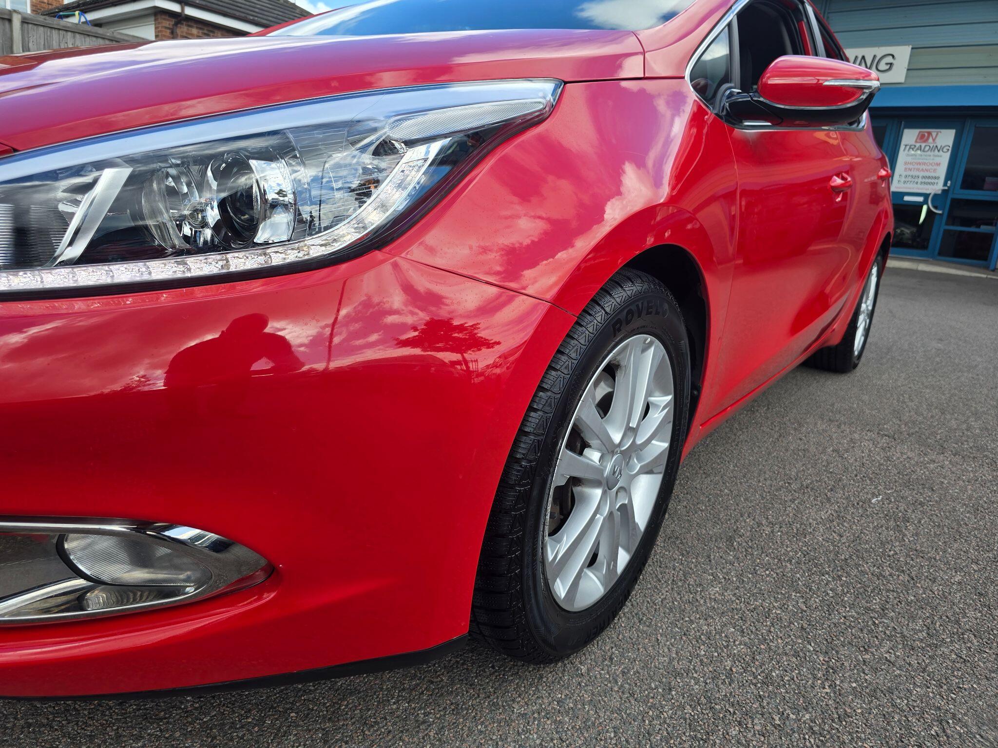 Kia Ceed view 79