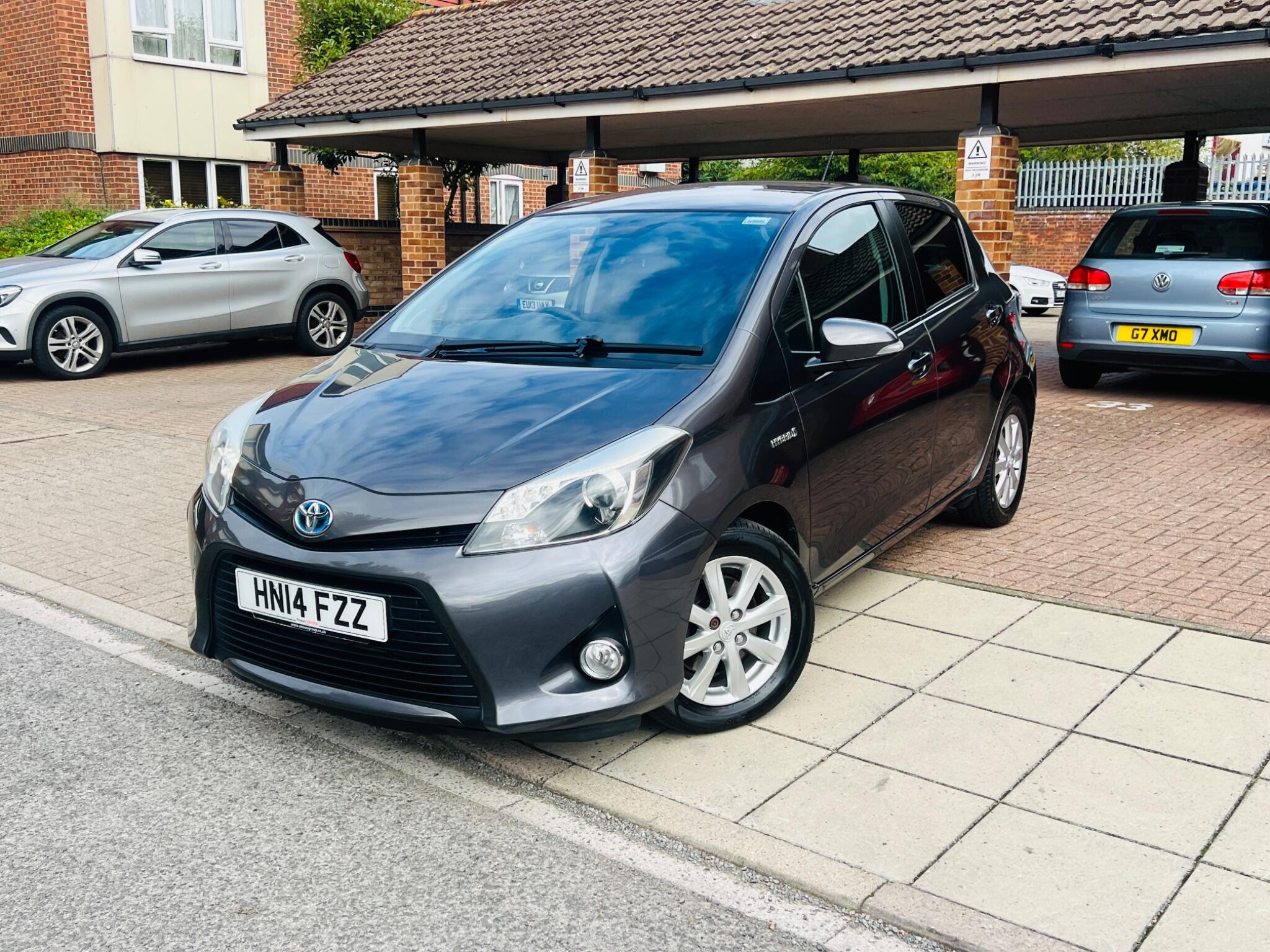 Toyota Yaris view 2