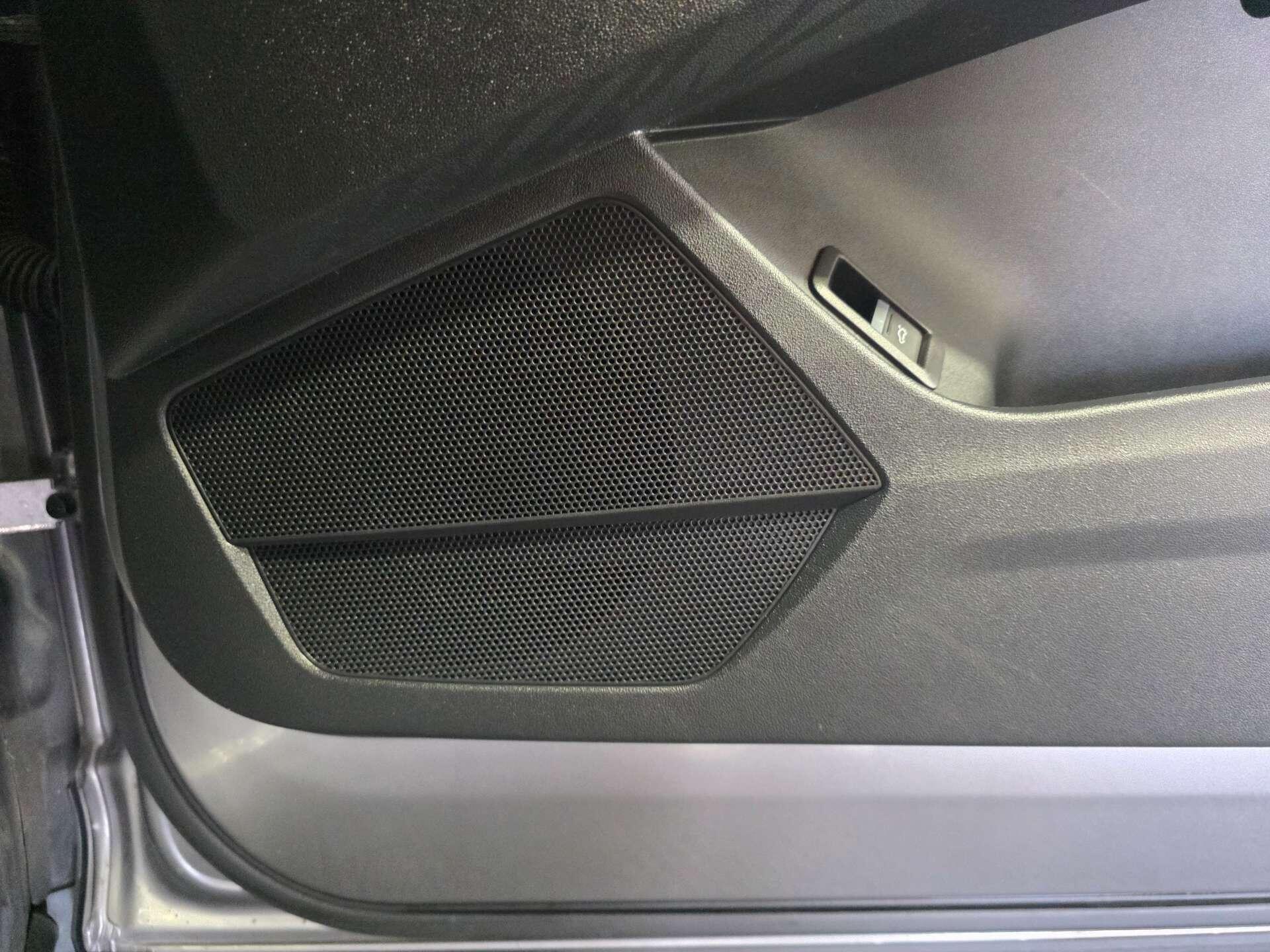 Audi Q4 E-Tron view 18