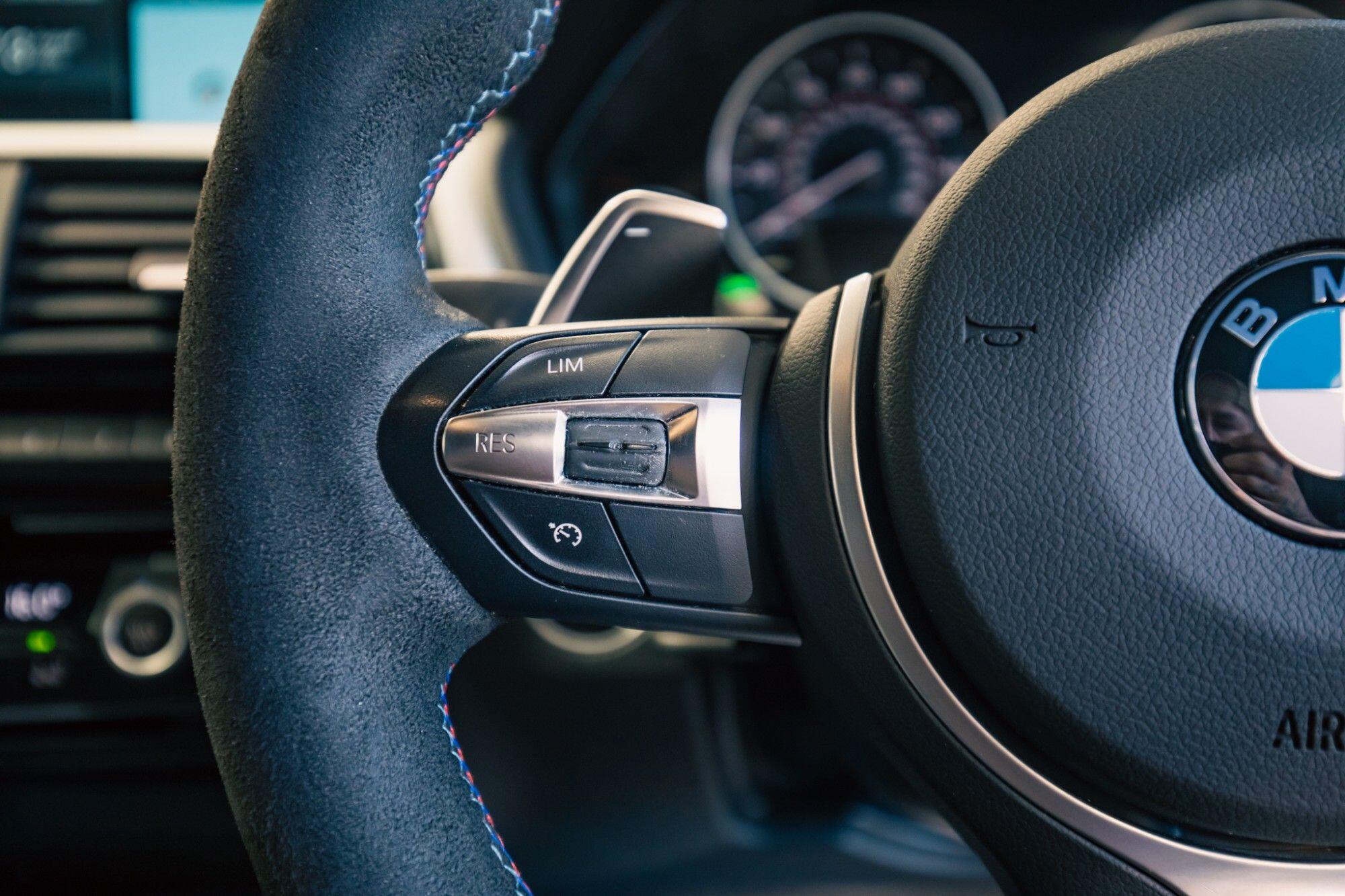 BMW 4 Series view 11